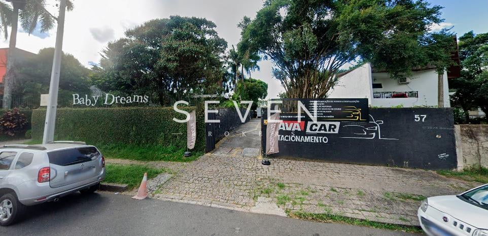 Terreno ZR2.1 com 644m  no Mercês | Ideal para 4 Sobrados