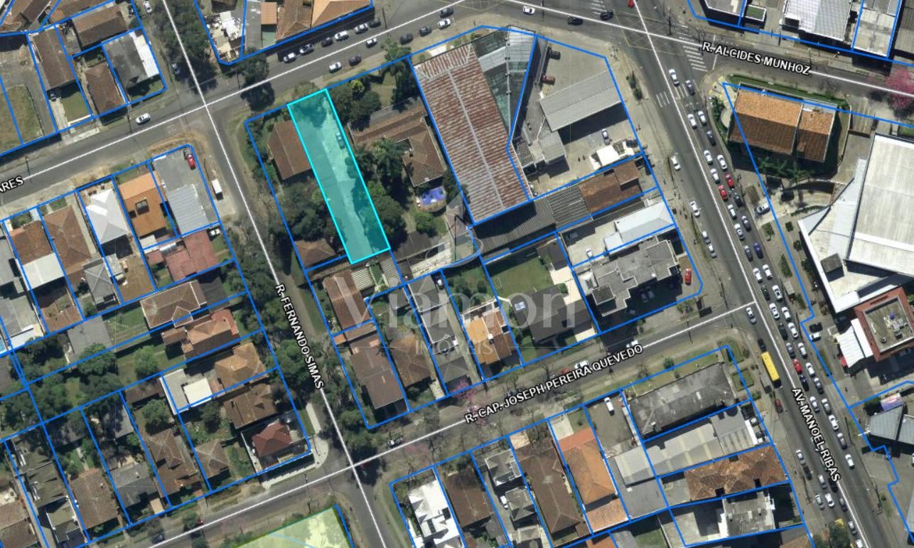 Terreno ZR2.1 com 644m  no Mercês | Ideal para 4 Sobrados