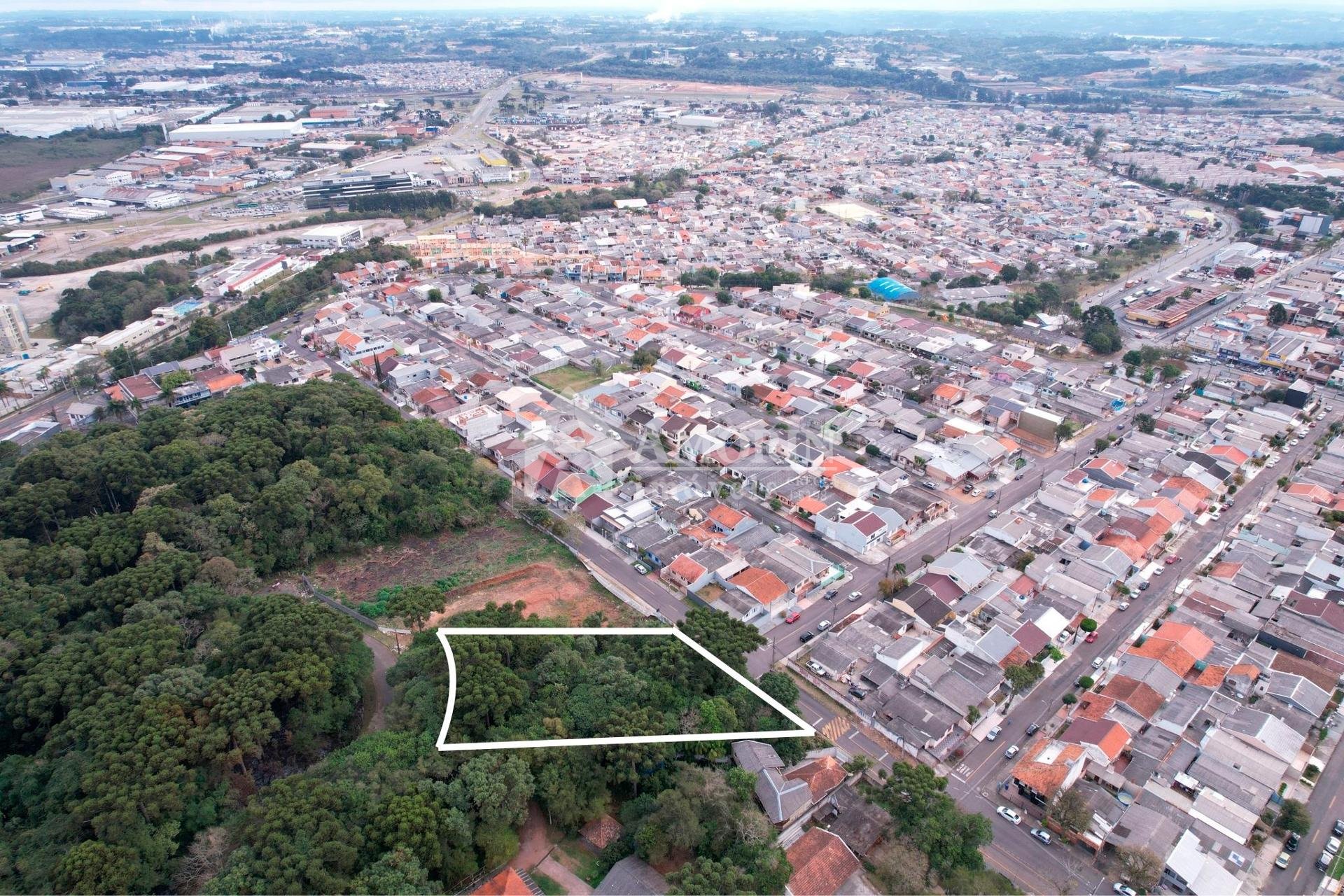 Terreno 2.503m  ZR2.1 | Frente para 2 ruas, bosque preservado ...
