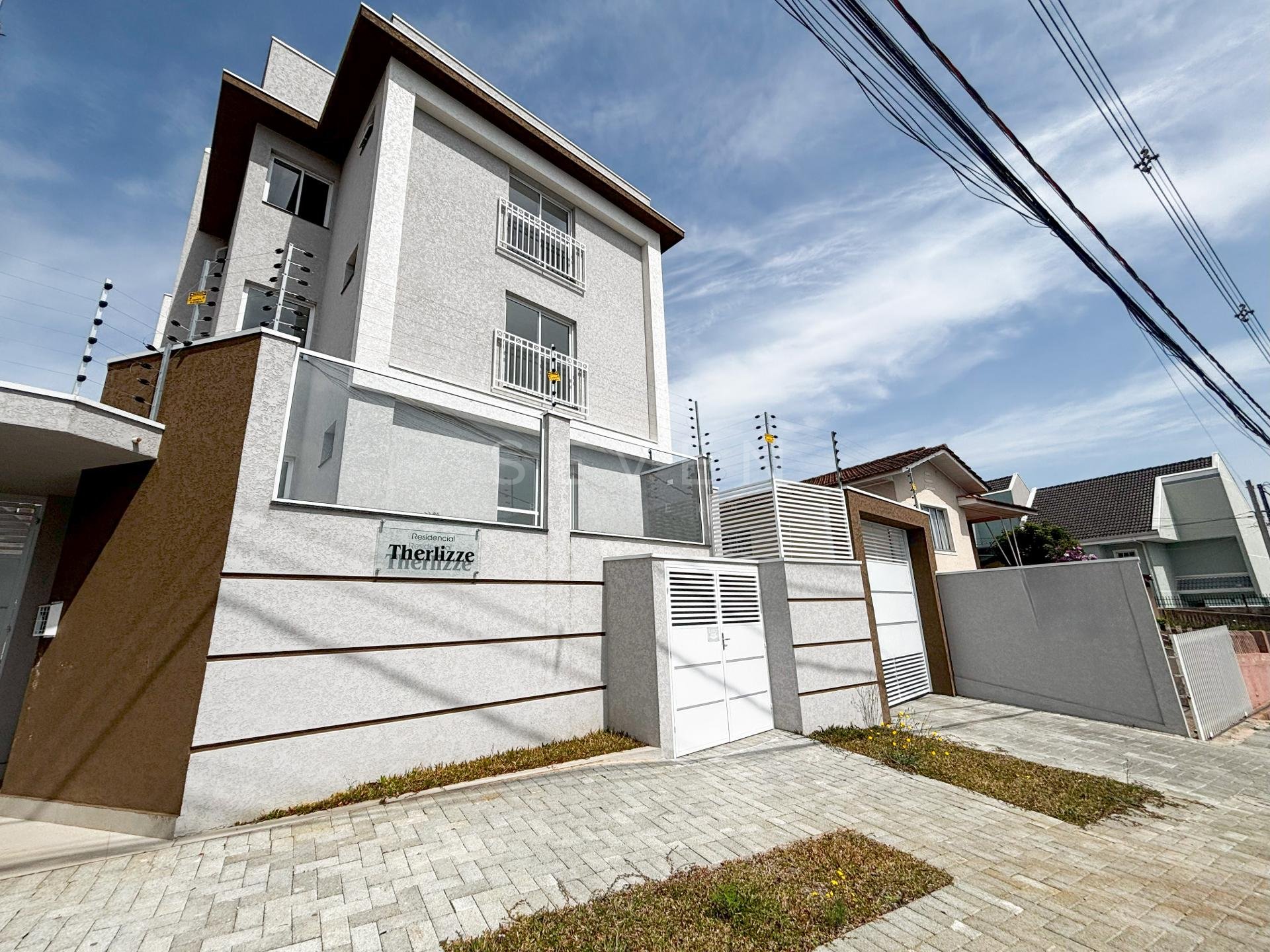 Apartamento no Residencial Therlizze em São José dos Pinhais |...