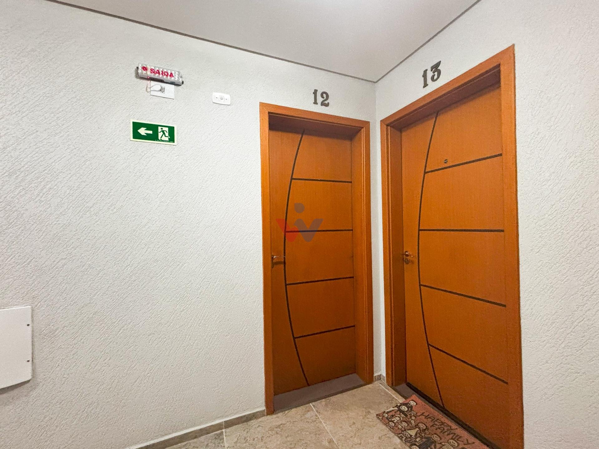 Apartamento no Bom Jesus em São José dos Pinhais com 2 quartos...