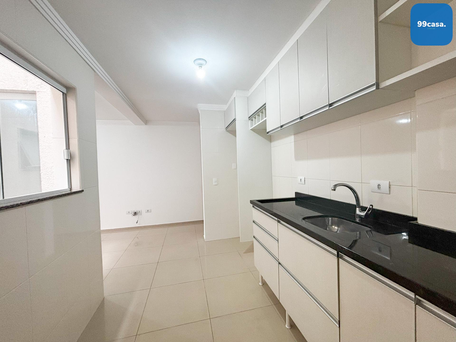 Apartamento no Bom Jesus em São José dos Pinhais com 2 quartos...