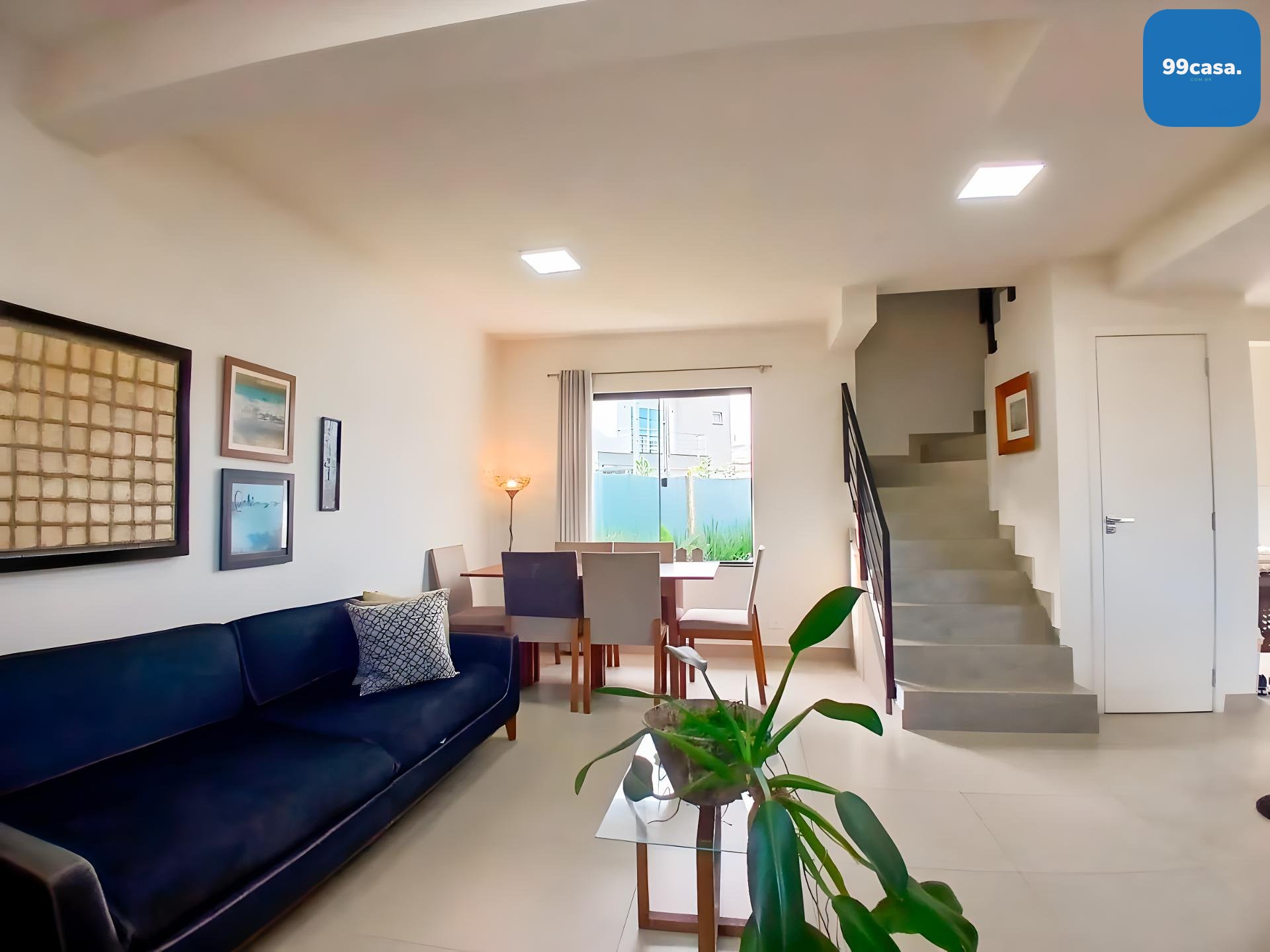 Sobrado Novo de Esquina com Quintal e 4 Vagas | Espaço e Confo...