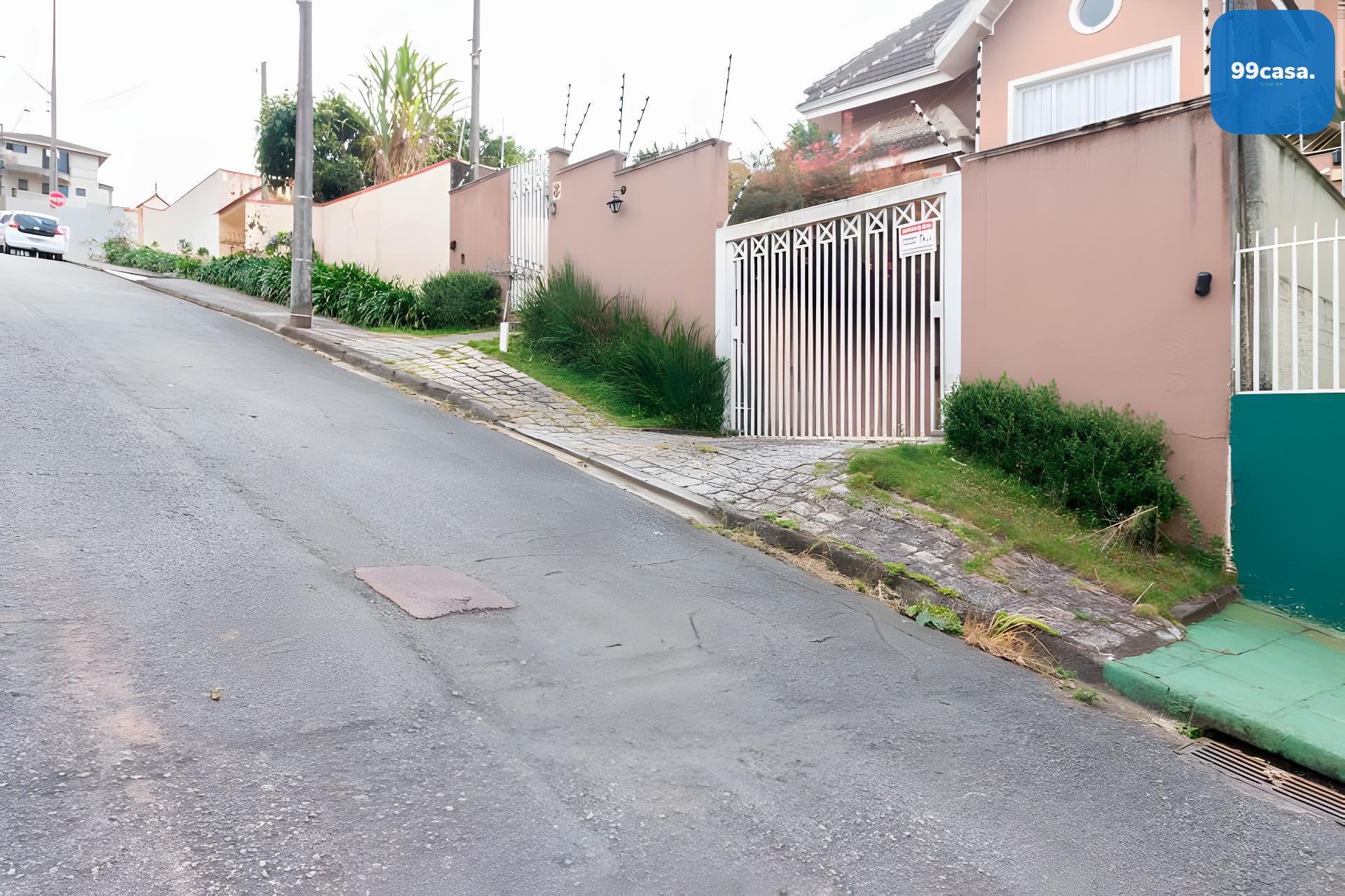 Casa 3 Suítes | Espaço Gourmet e Quintal - Abranches, Curitiba PR