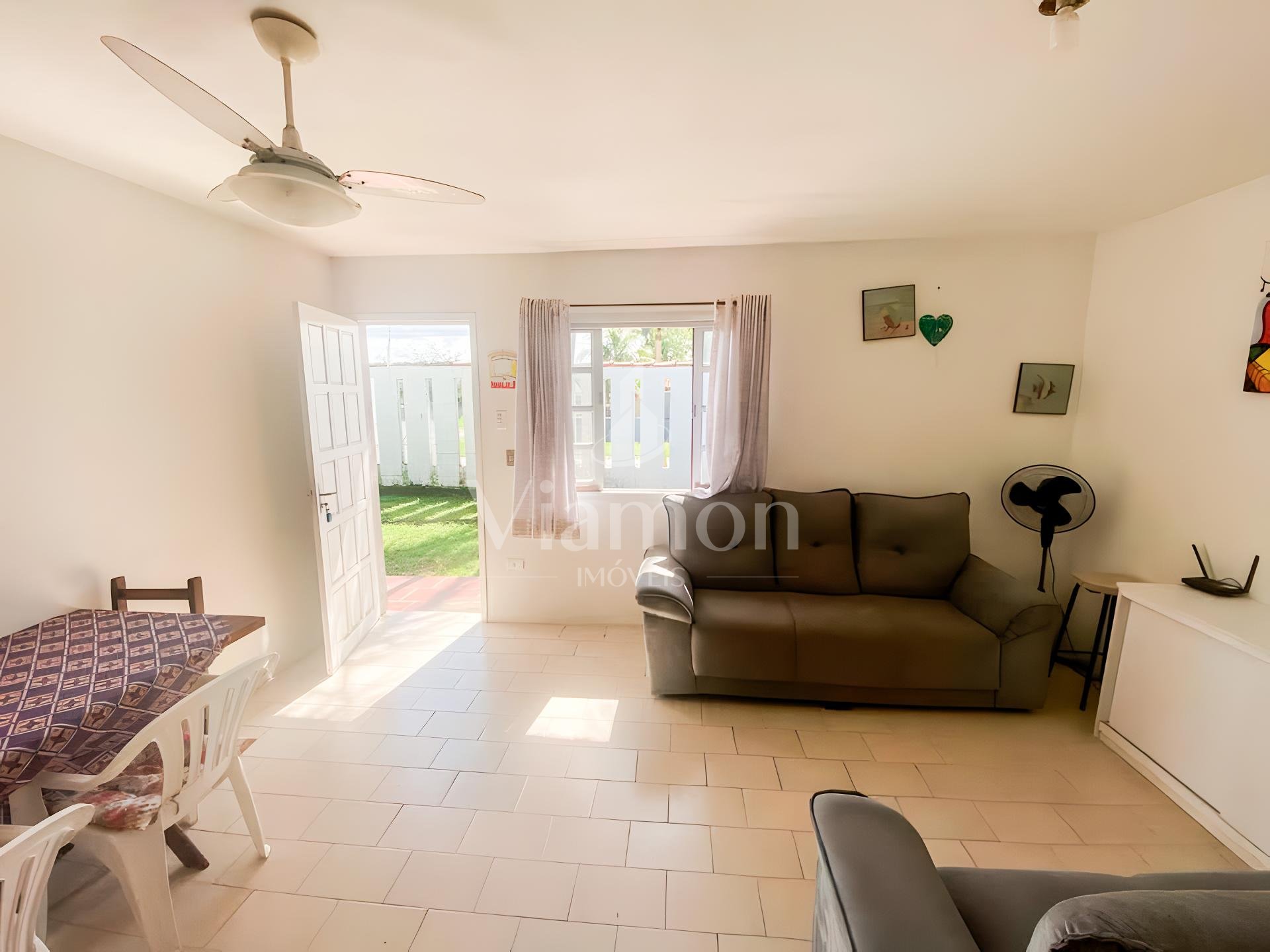 Casa Litoral Paraná | 2 Quartos, Praia a 2 Quadras, Condomínio...