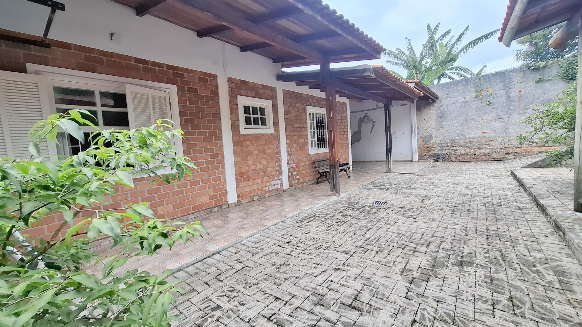 Casa Terrea 150m  | Terreno 552m  | Placas Solares | Arvores F...