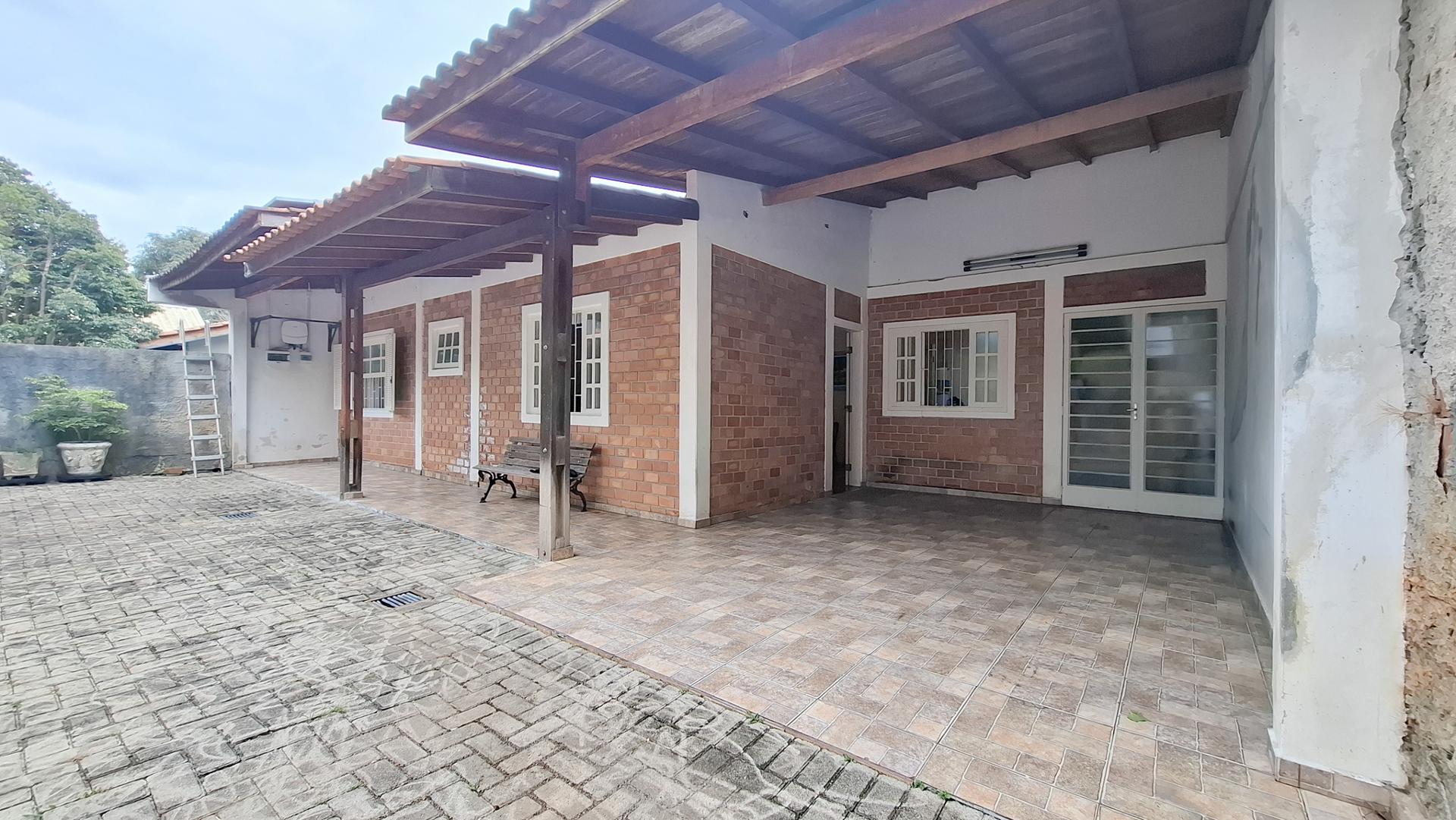 Casa Terrea 150m  | Terreno 552m  | Placas Solares | Arvores F...
