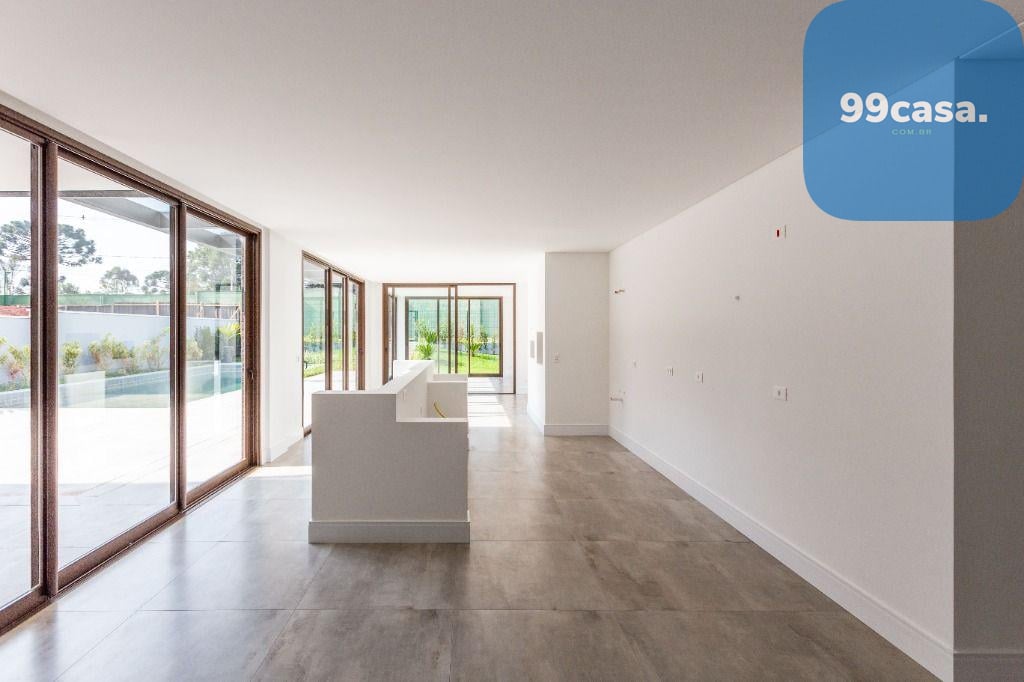Casa à venda, 760.00 m , no Condomínio Paradisio Residencial, ...
