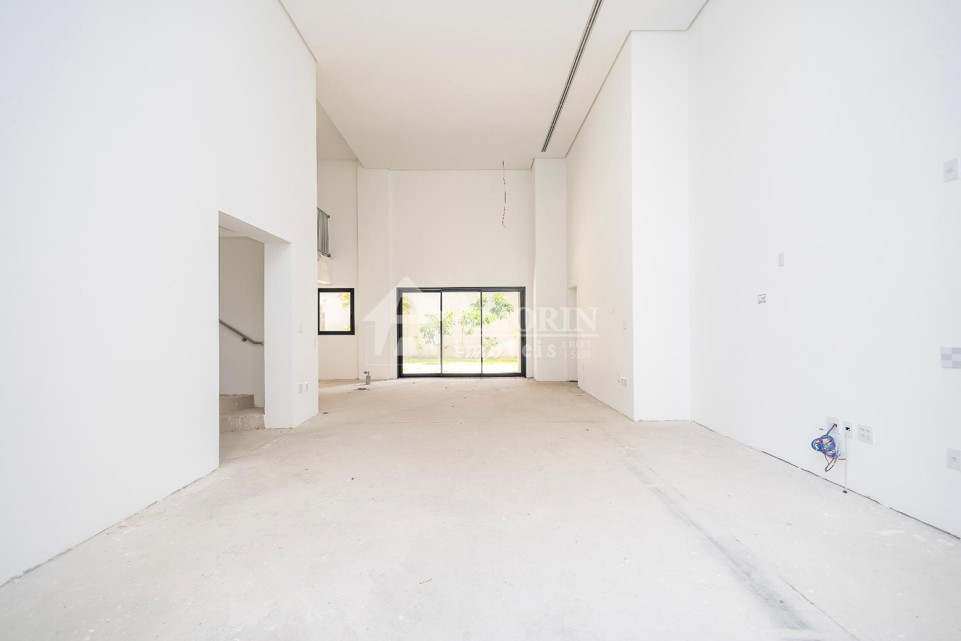 Apartamento com 4 quartos à venda, 551.00 m , Cabral, CURITIBA...