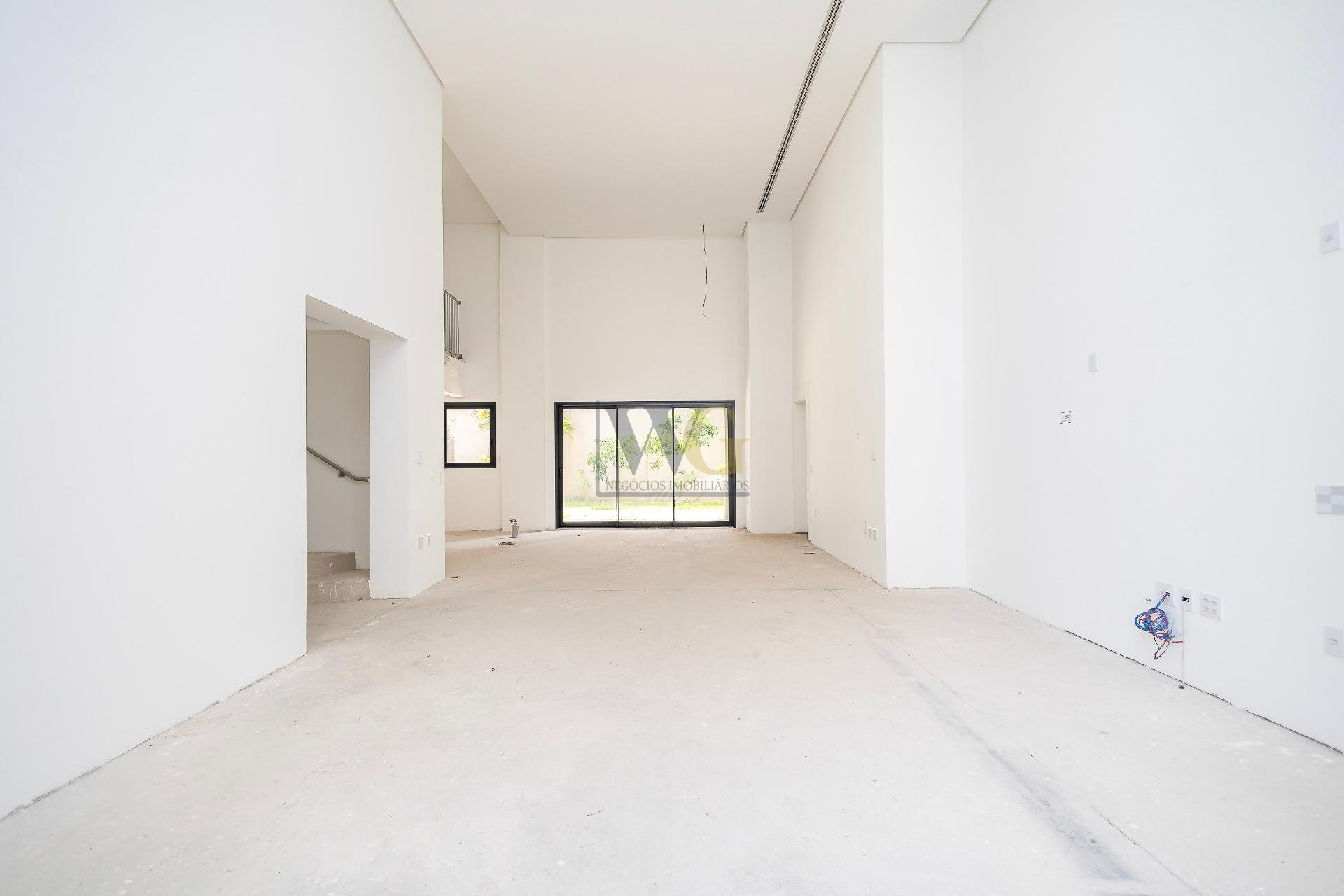 Apartamento com 4 quartos à venda, 551.00 m , Cabral, CURITIBA...