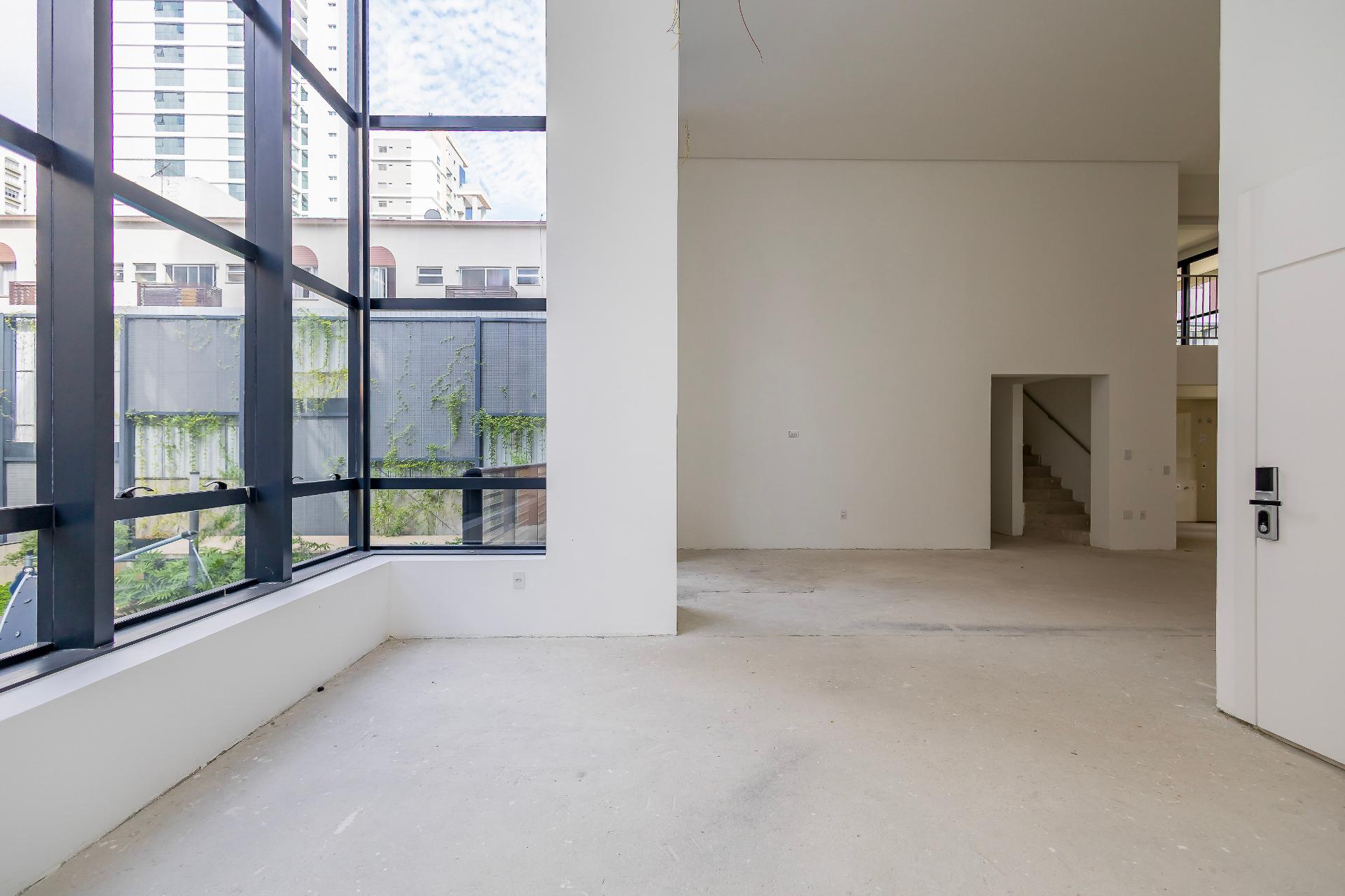 Apartamento com 4 quartos à venda, 551.00 m , Cabral, CURITIBA...