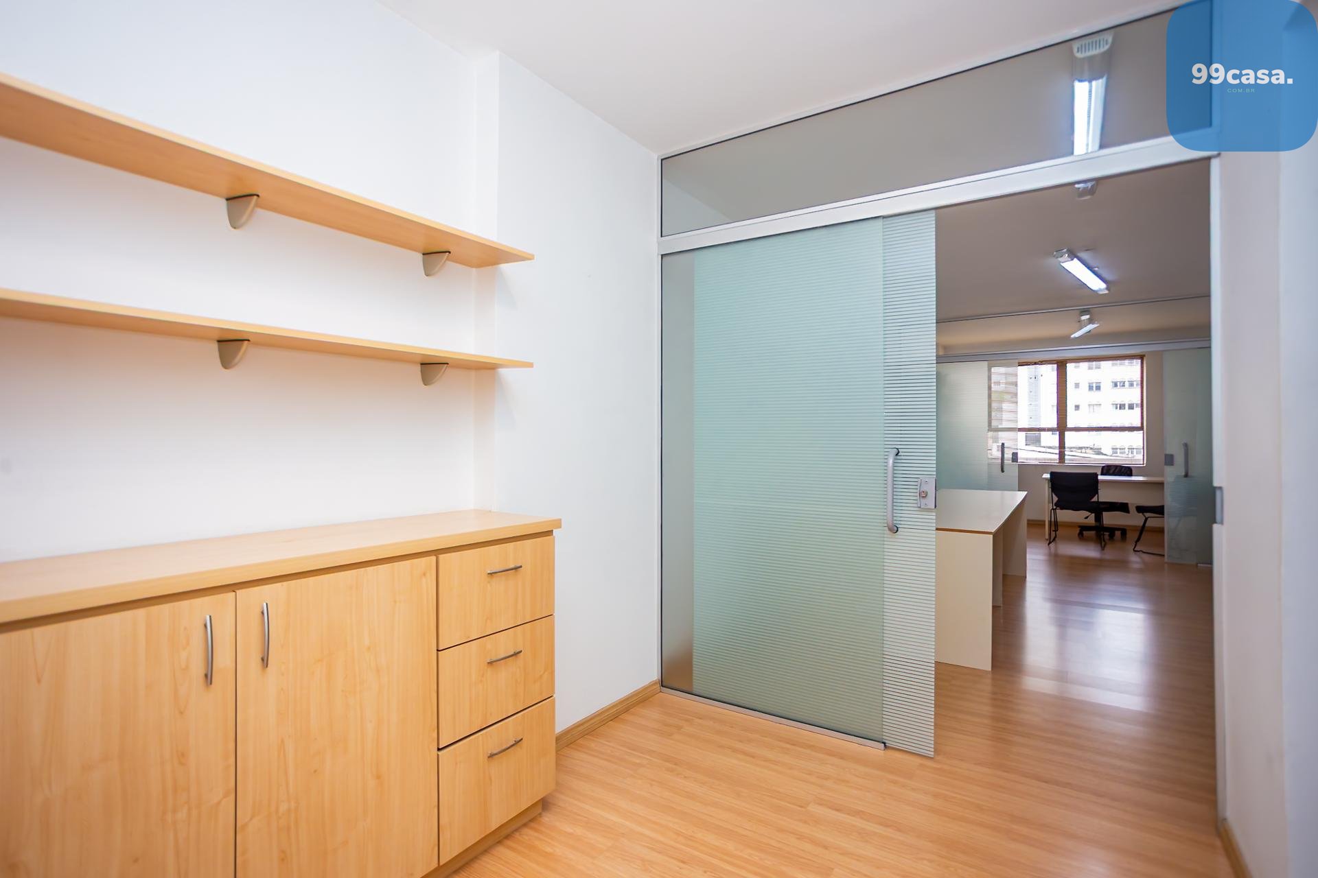 Sala Conjunto comercial para venda no Centro de Curitiba