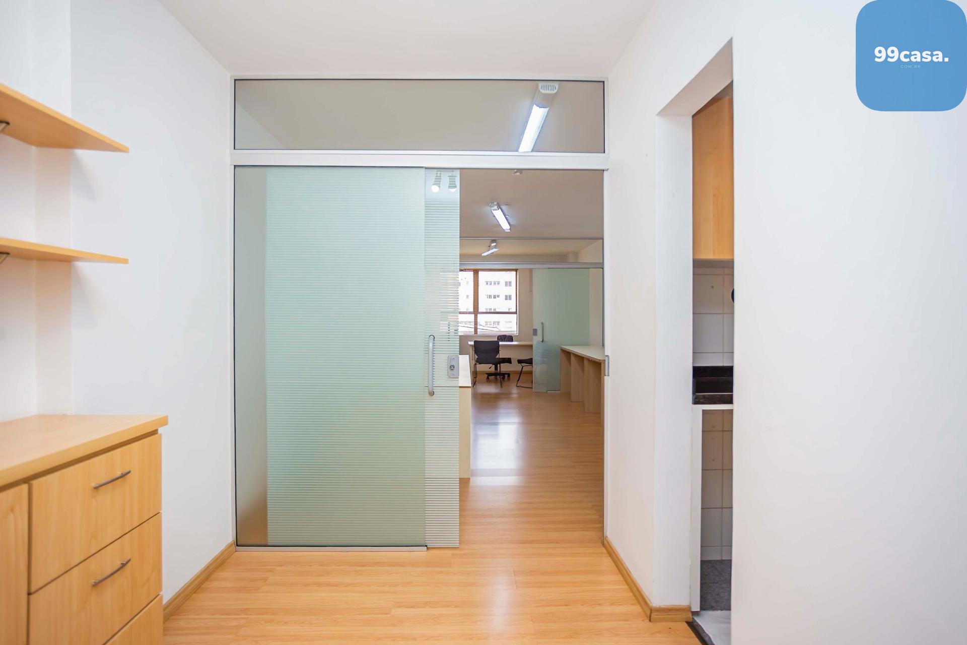 Sala Conjunto comercial para venda no Centro de Curitiba
