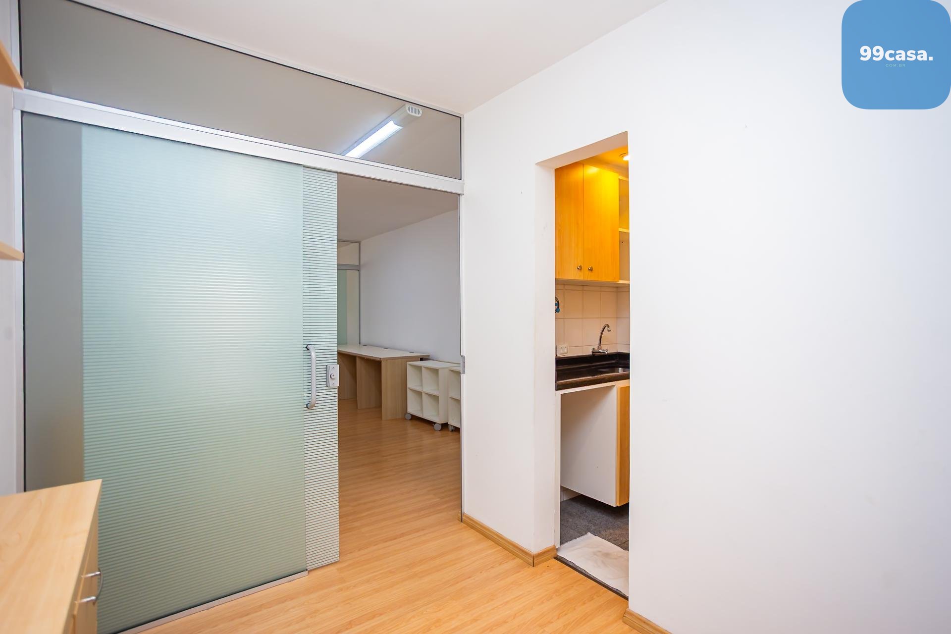 Sala Conjunto comercial para venda no Centro de Curitiba