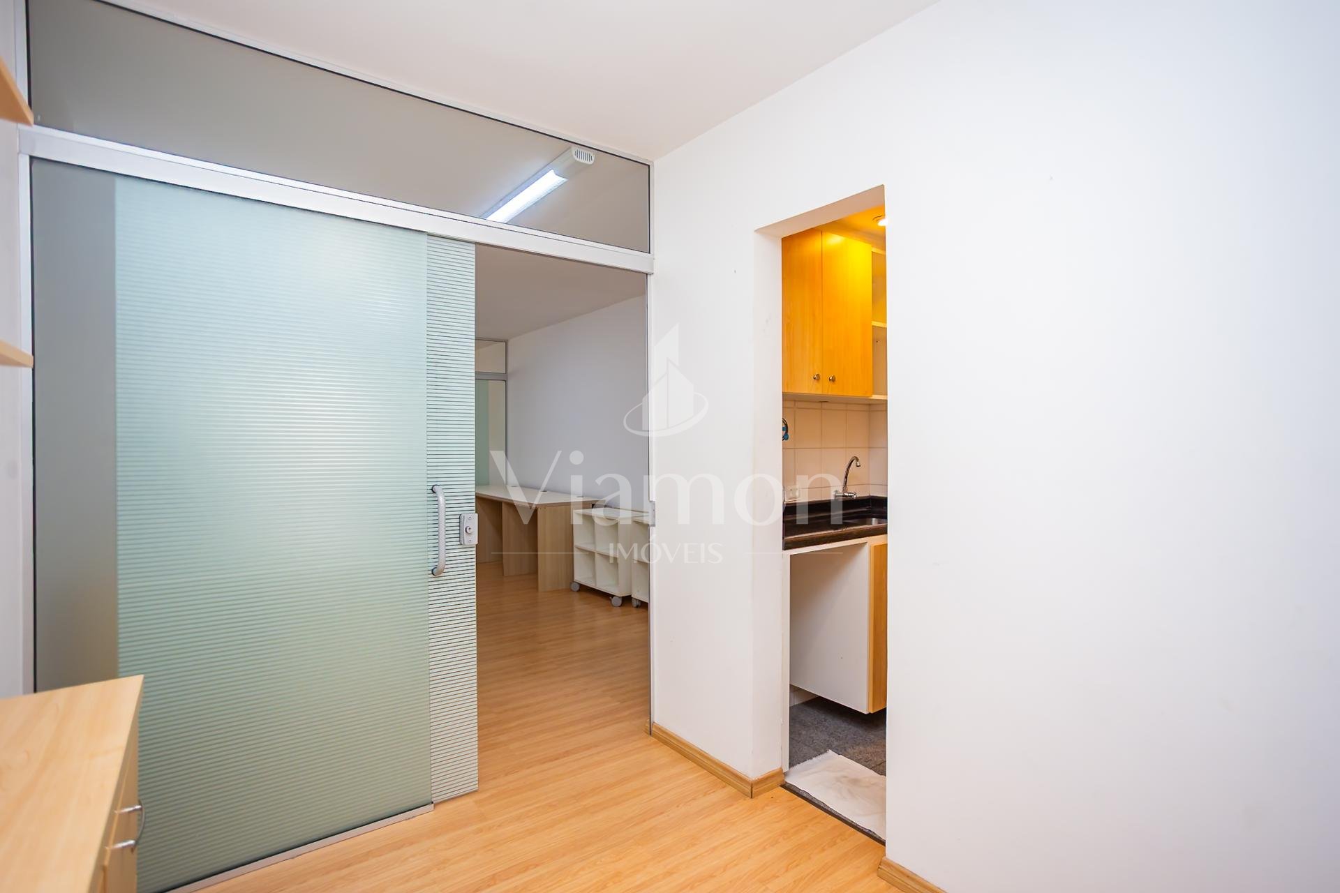 Sala Conjunto comercial para venda no Centro de Curitiba