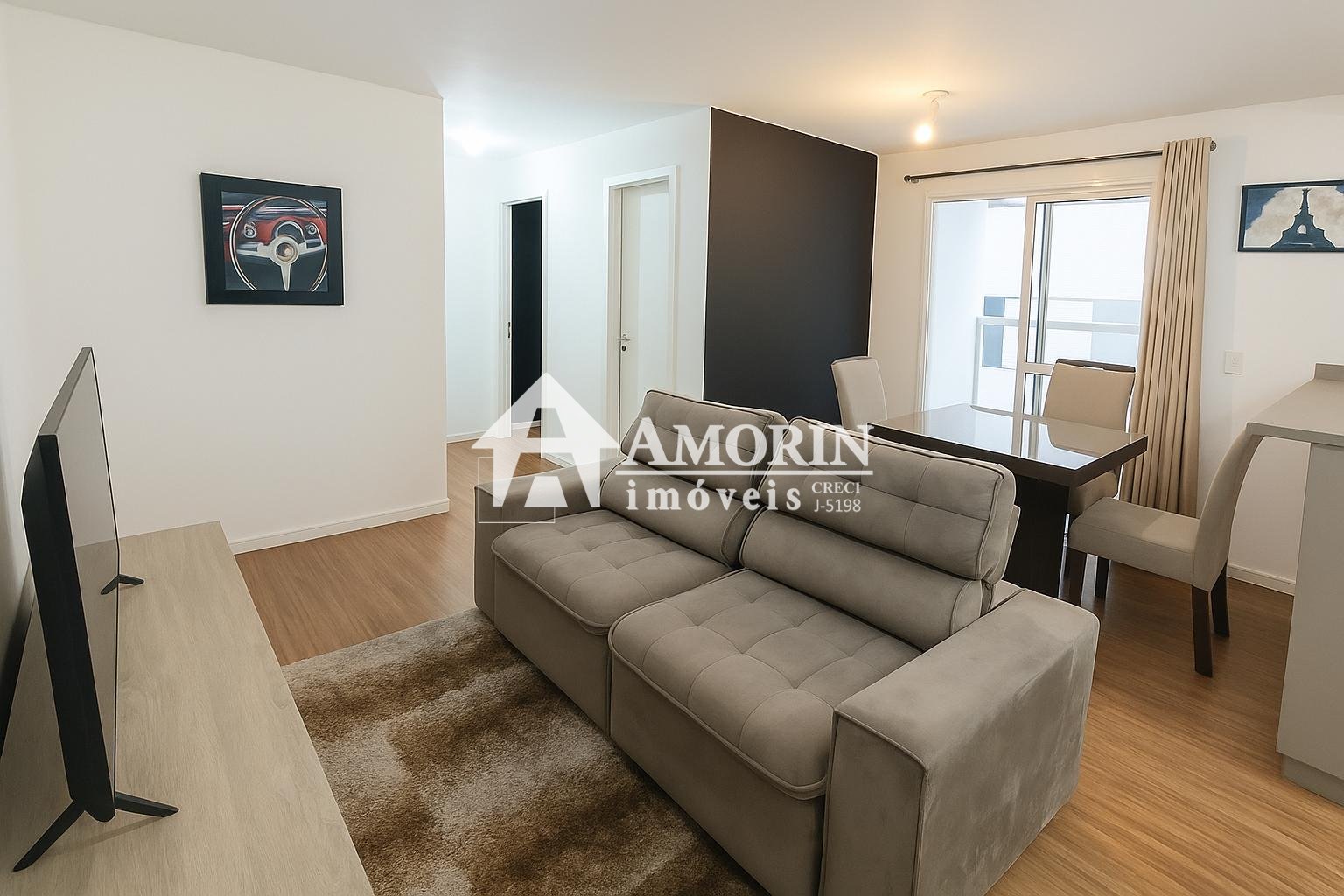 Apartamento com 2 quartos e 1 vaga à venda no Mercês em Curiti...