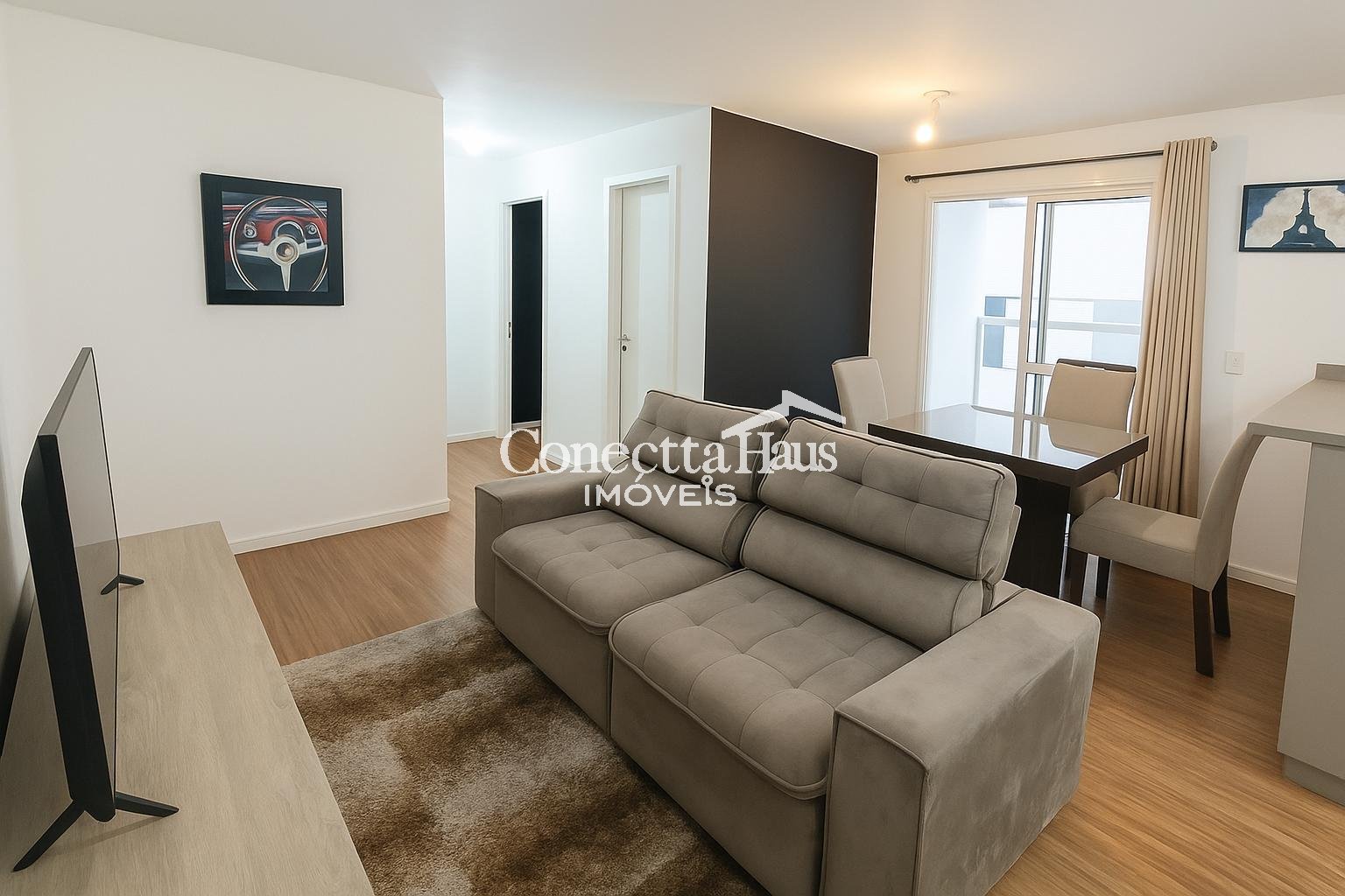 Apartamento com 2 quartos e 1 vaga à venda no Mercês em Curiti...