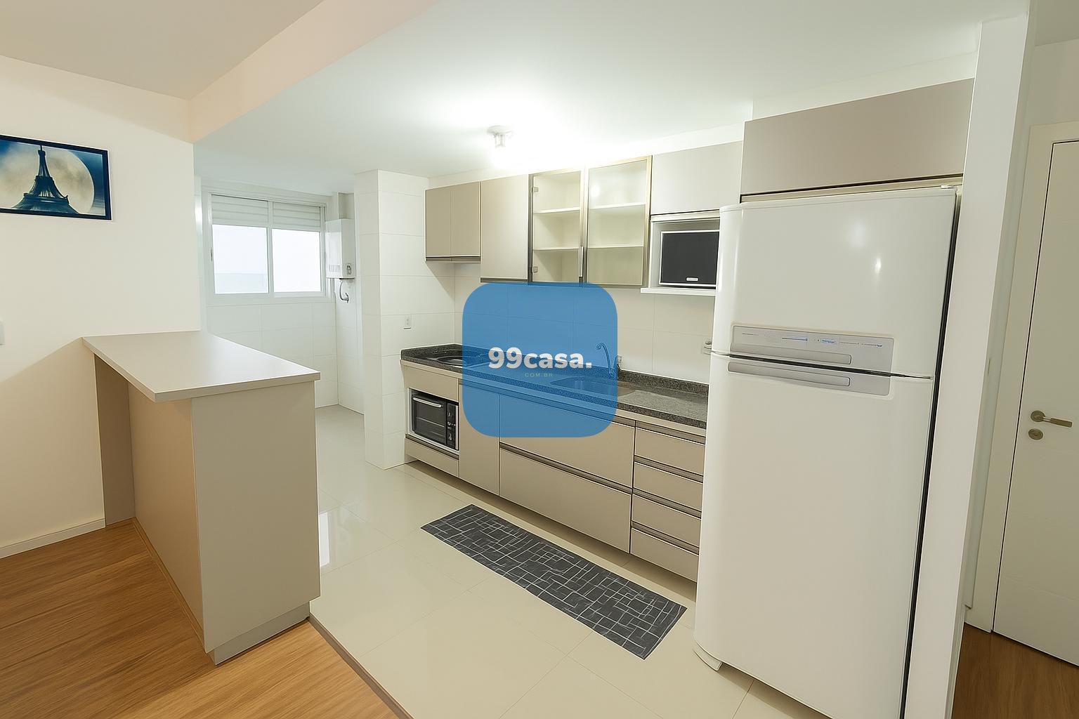 Apartamento com 2 quartos e 1 vaga à venda no Mercês em Curiti...