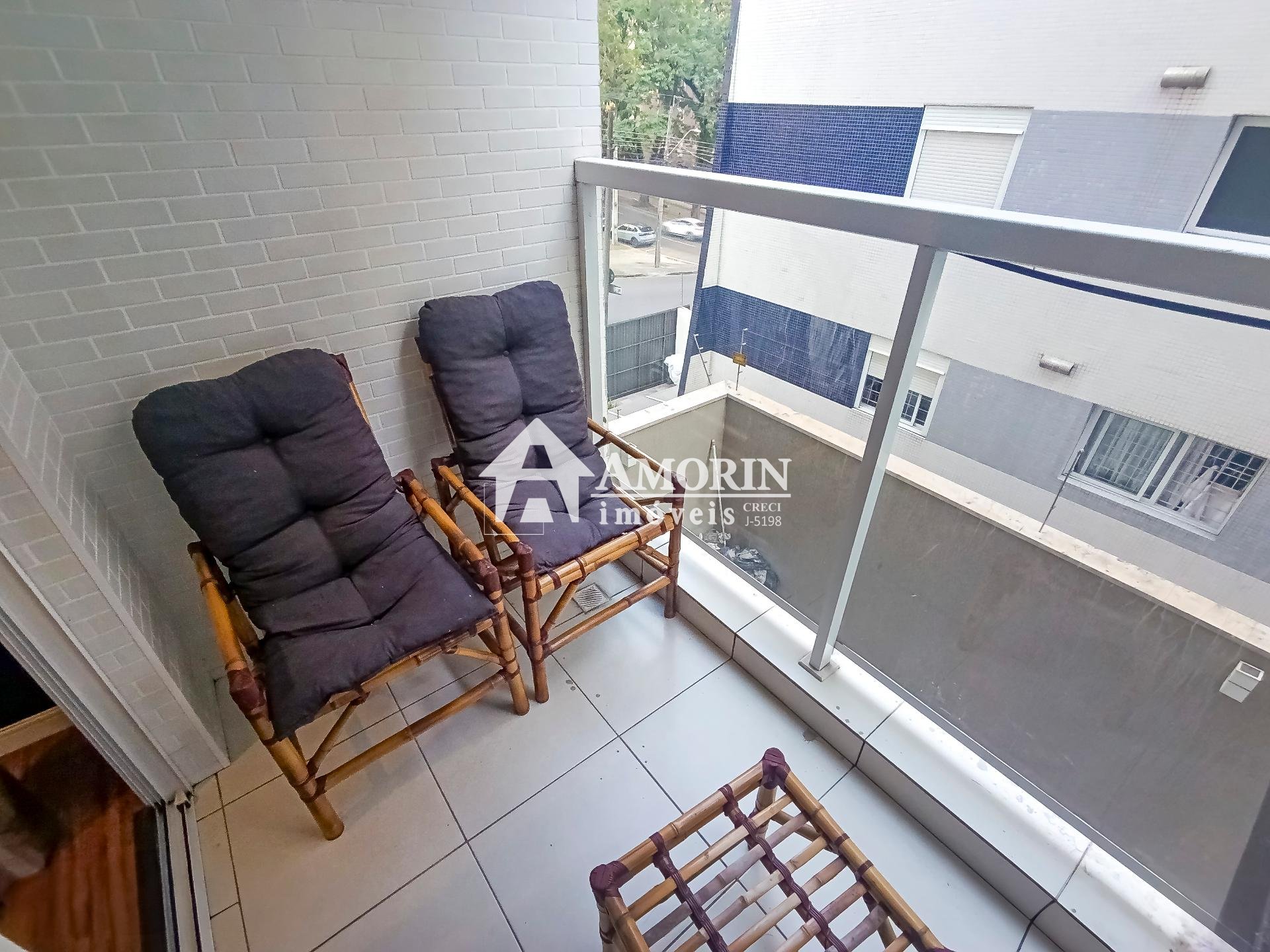 Apartamento com 2 quartos e 1 vaga à venda no Mercês em Curiti...