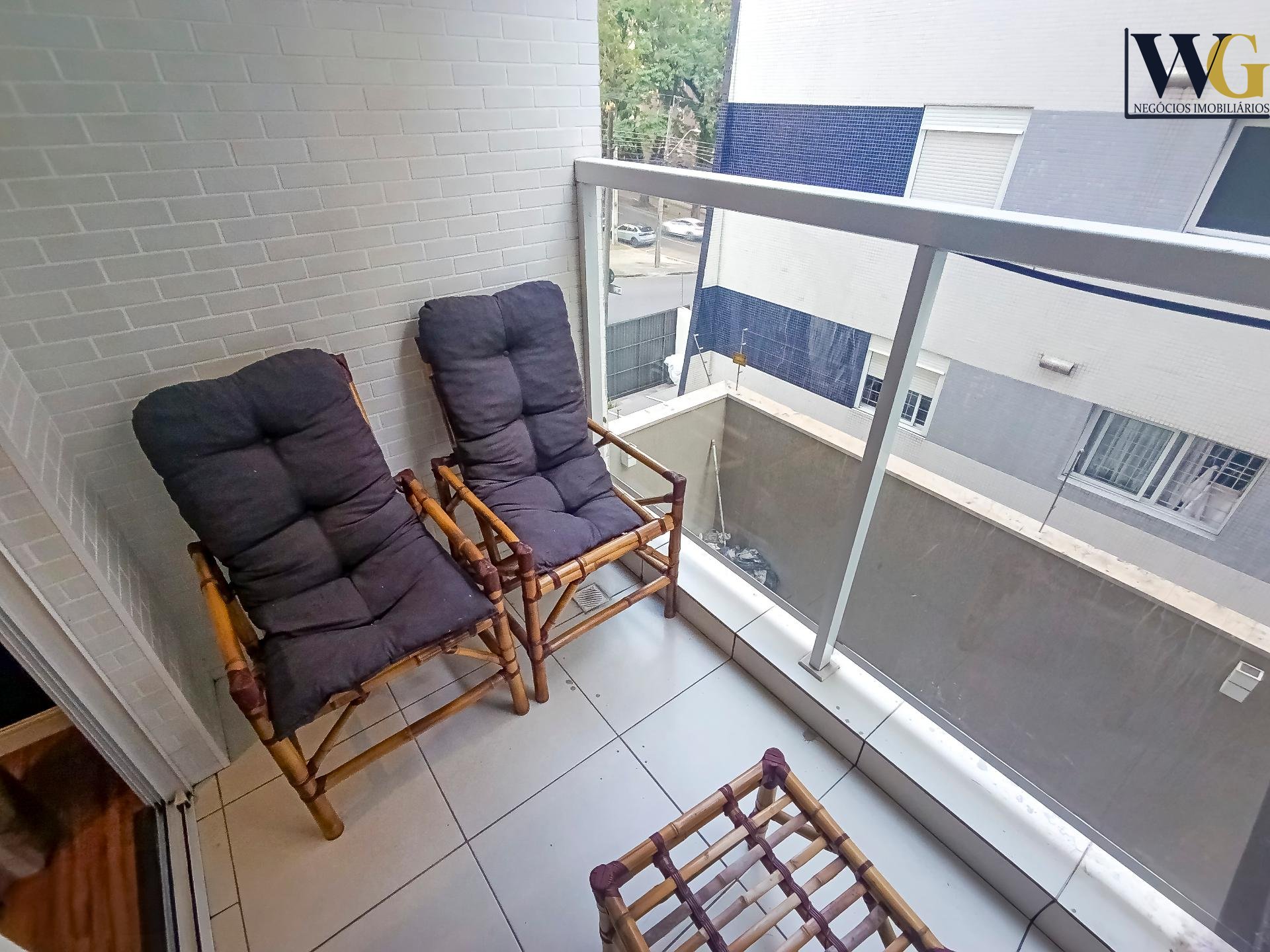 Apartamento com 2 quartos e 1 vaga à venda no Mercês em Curiti...