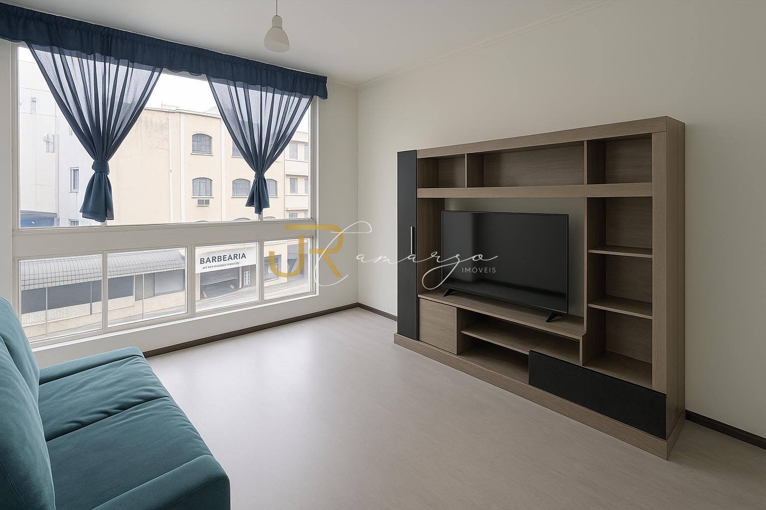 Apartamento de 1 Quarto no Centro de Curitiba, com 45m , em Ót...