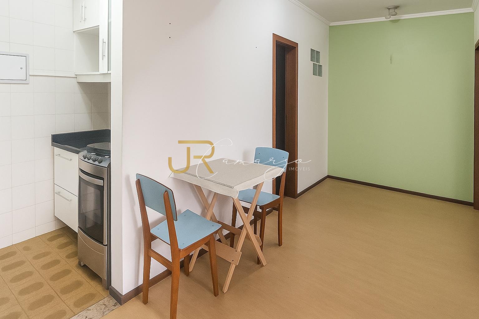 Apartamento de 1 Quarto no Centro de Curitiba, com 45m , em Ót...
