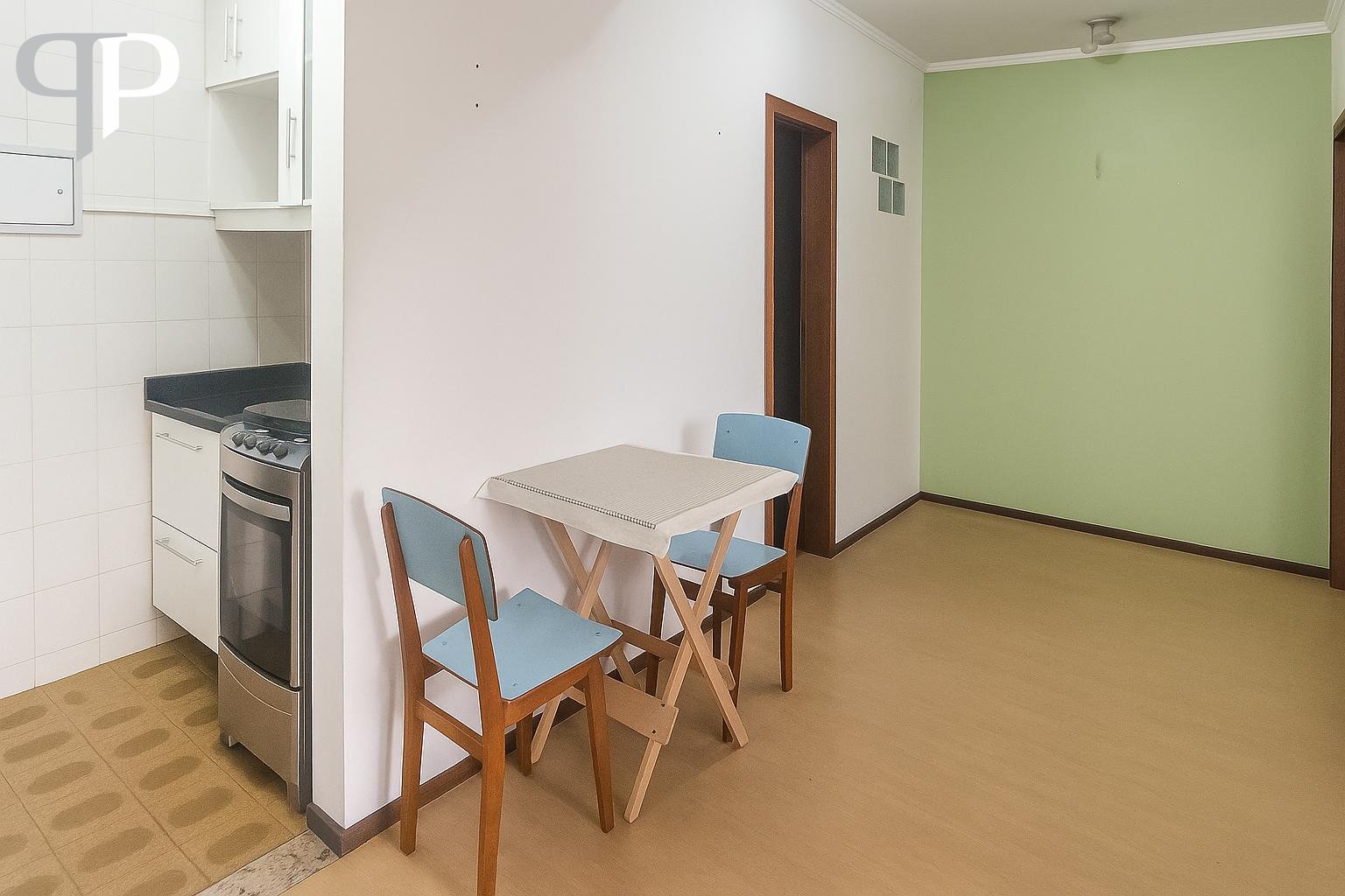 Apartamento de 1 Quarto no Centro de Curitiba, com 45m , em Ót...