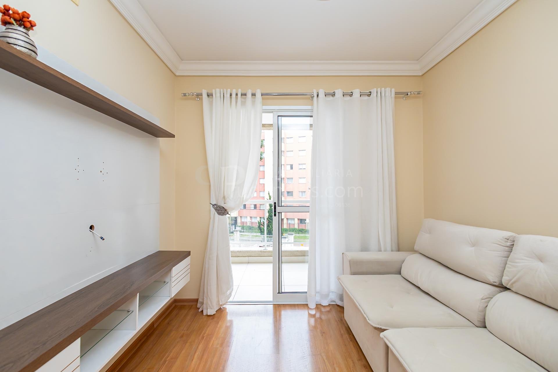 Apartamento mobiliado com 2 quartos, sendo 1 suíte e 1 vaga de...