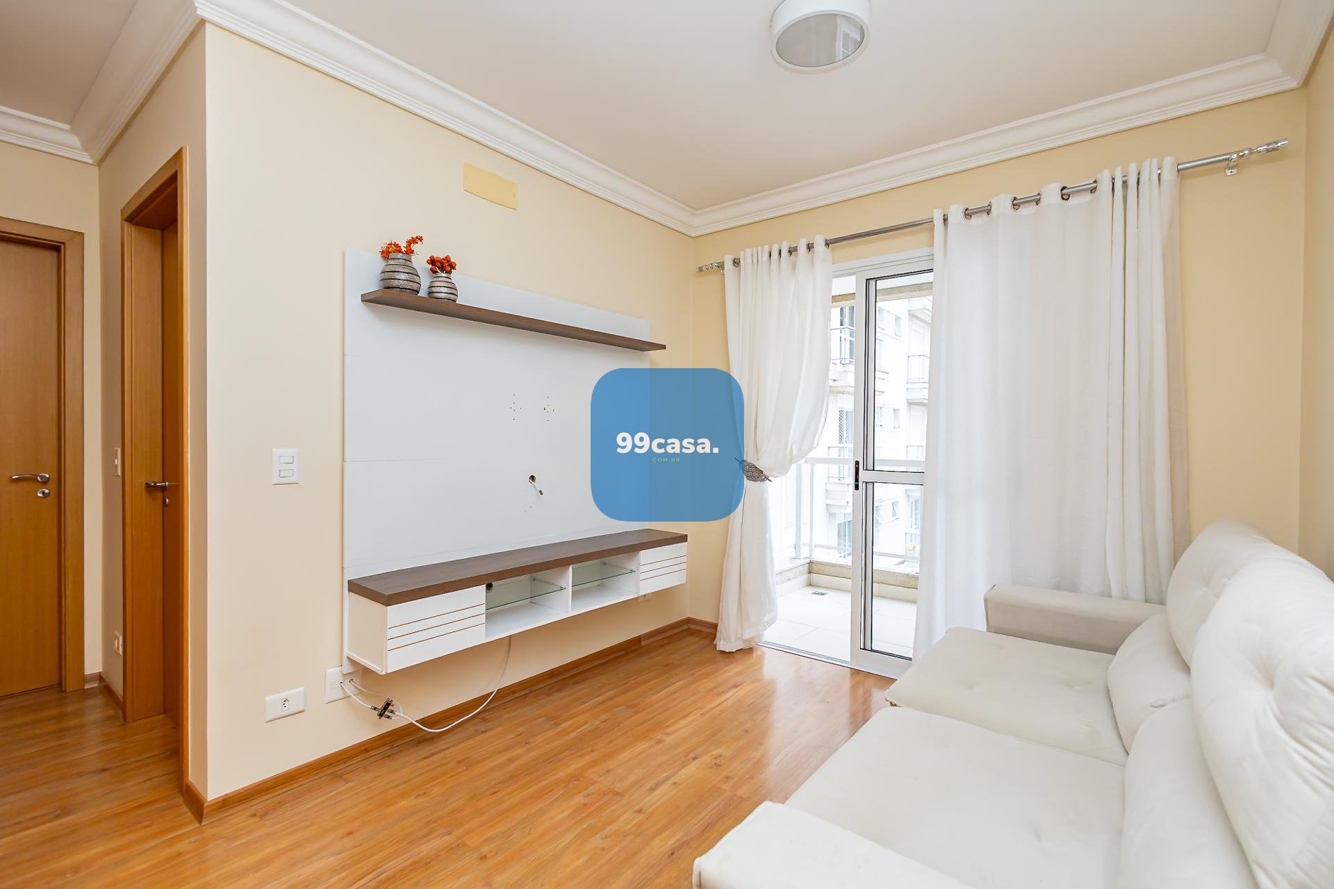 Apartamento mobiliado com 2 quartos, sendo 1 suíte e 1 vaga de...