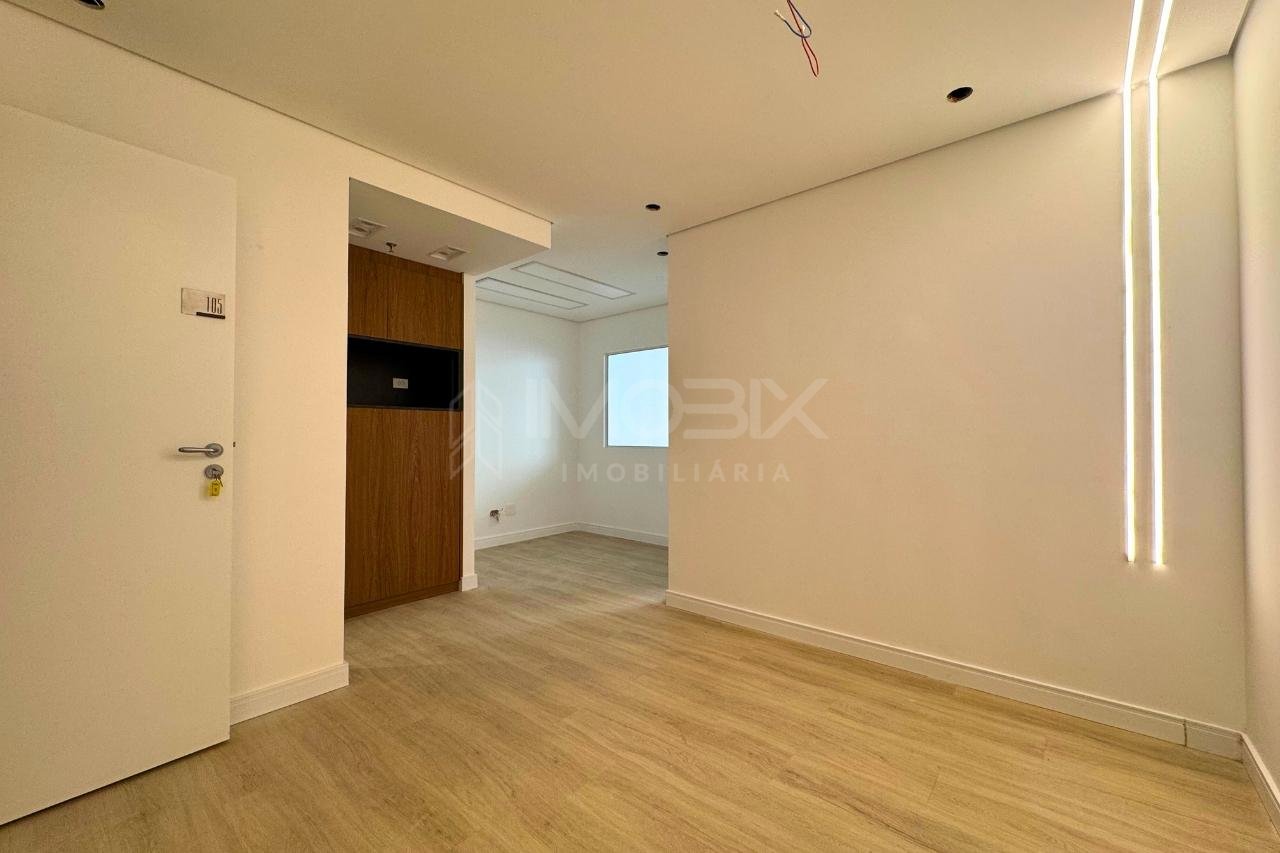 Sala comercial à venda no Opus One Ecoville em Curitiba