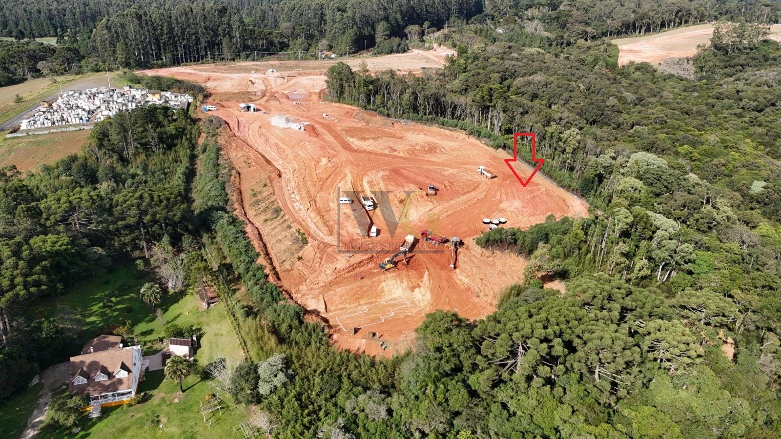 TERRENO com fundos para o Bosque no Alphaville Paraná  Campo ...