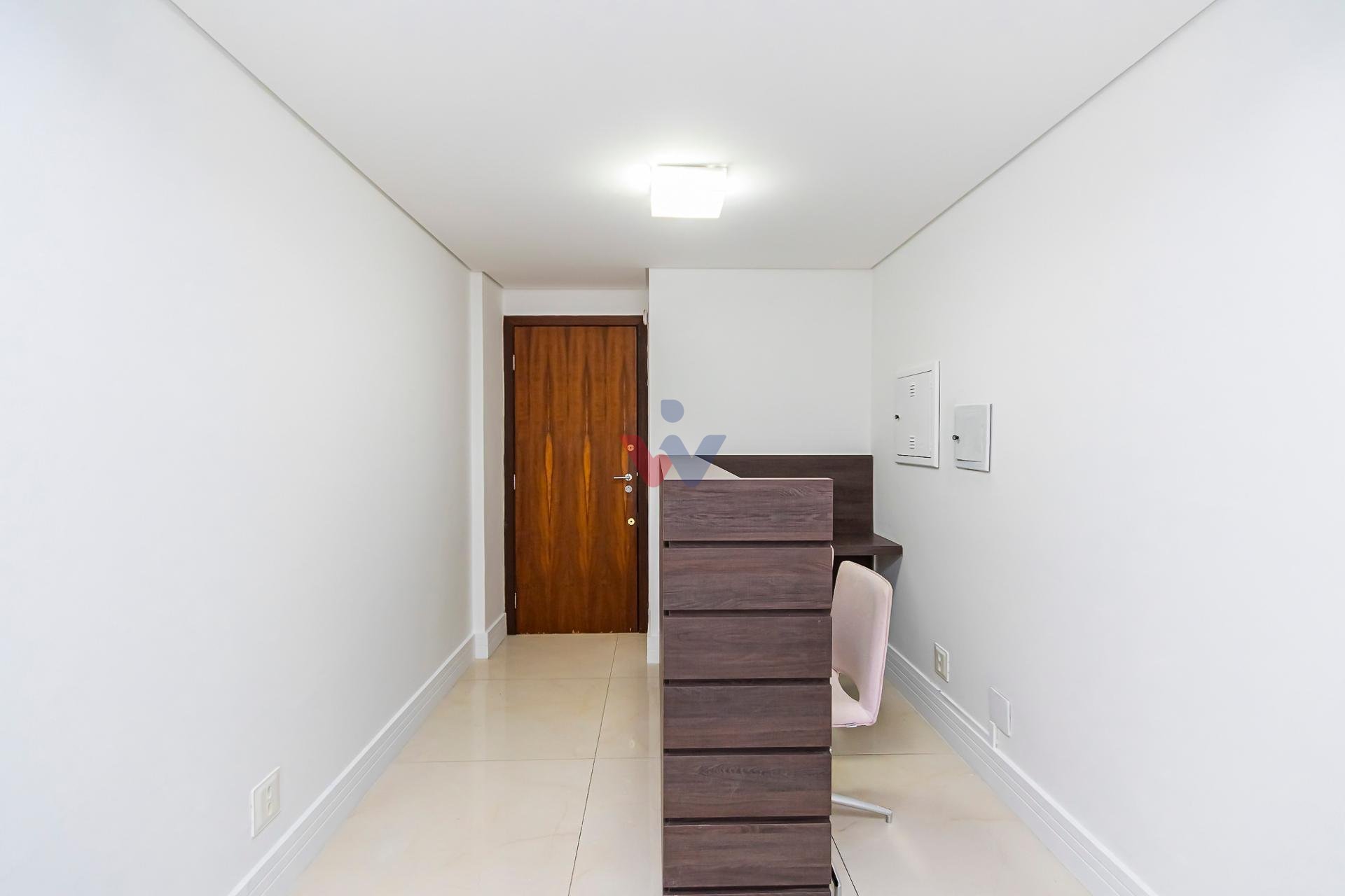 Sala comercial à venda no Centro de Curitiba - Com estacioname...