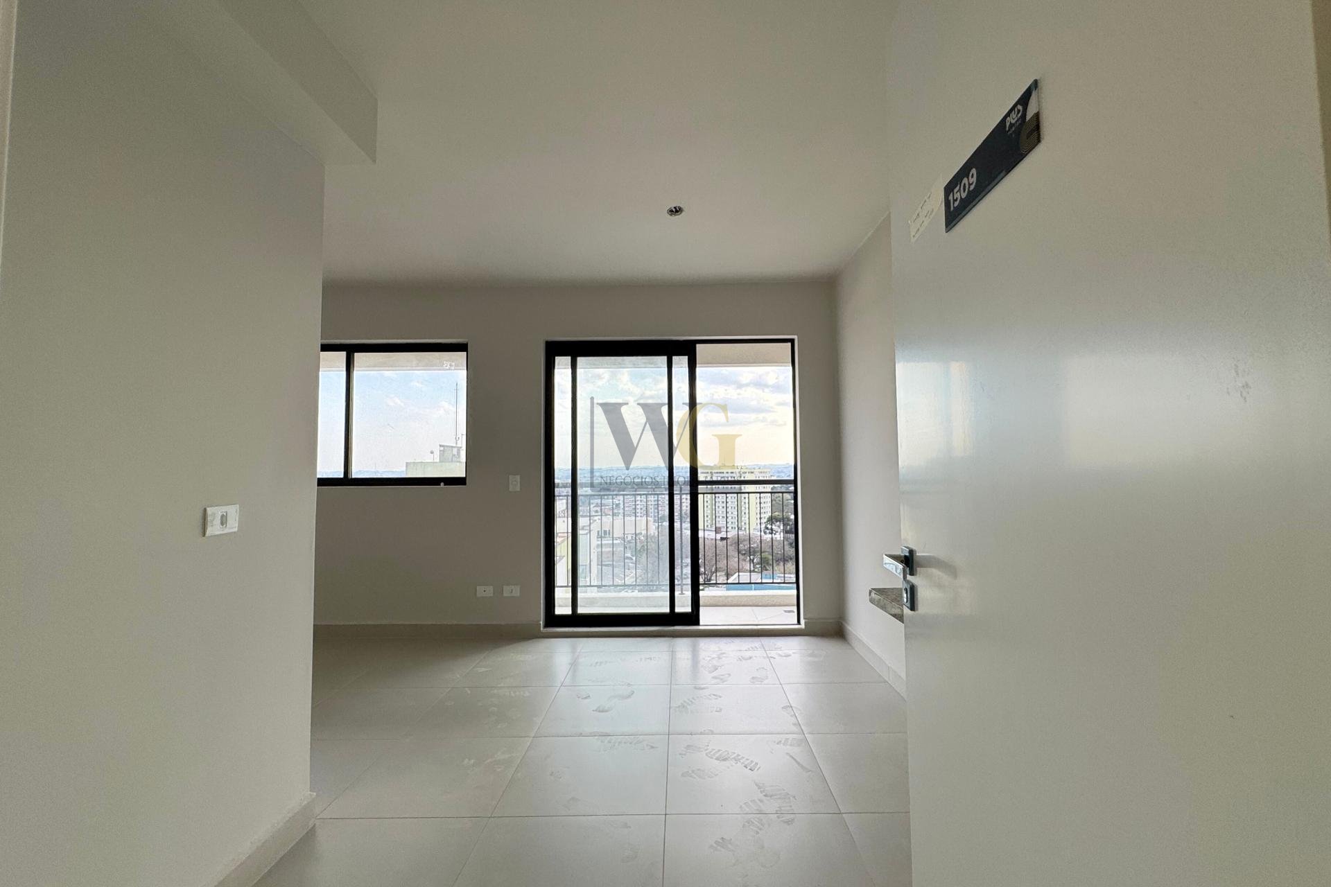Apartamento Studio PRONTO à venda no Portão em Curitiba