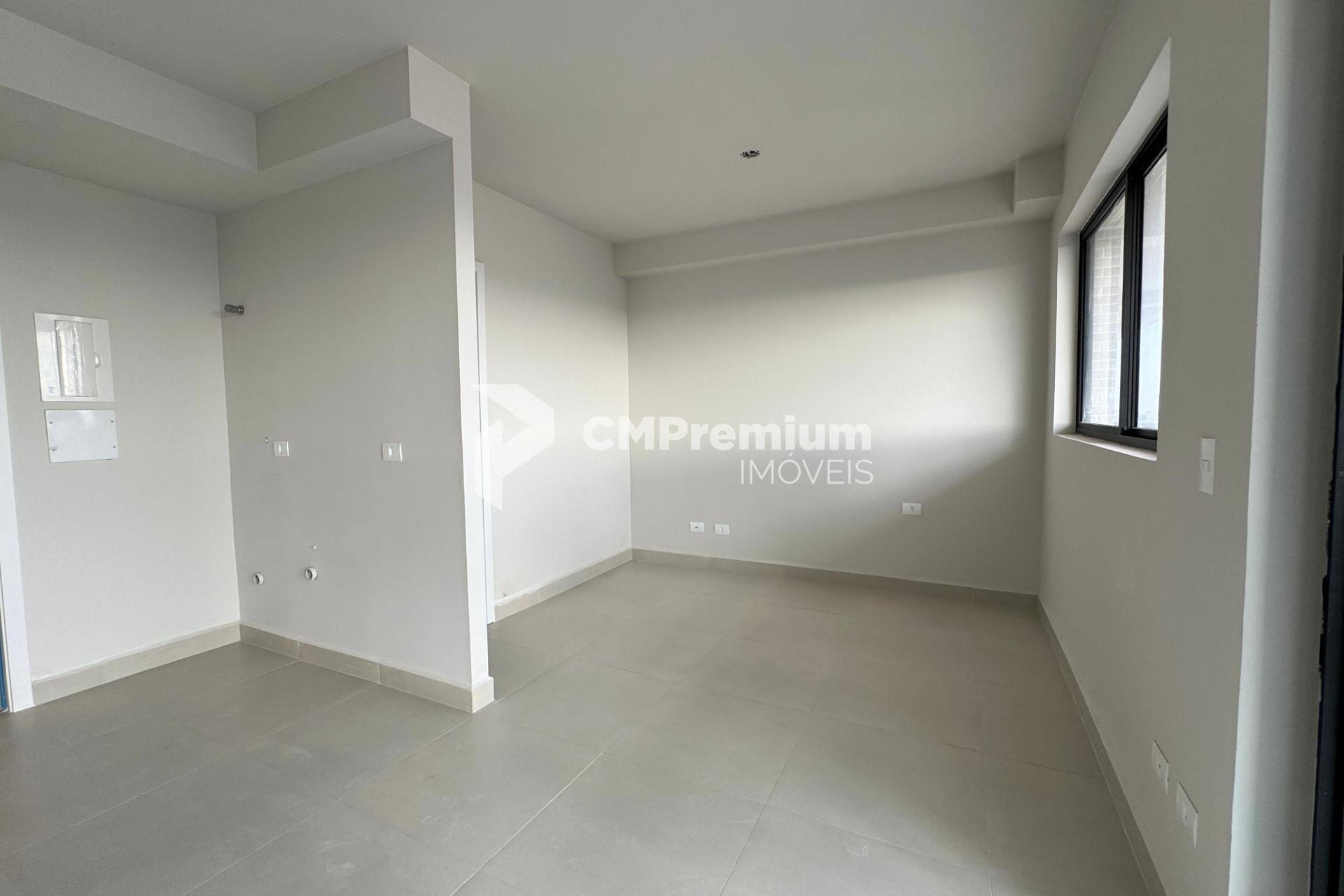 Apartamento Studio PRONTO à venda no Portão em Curitiba