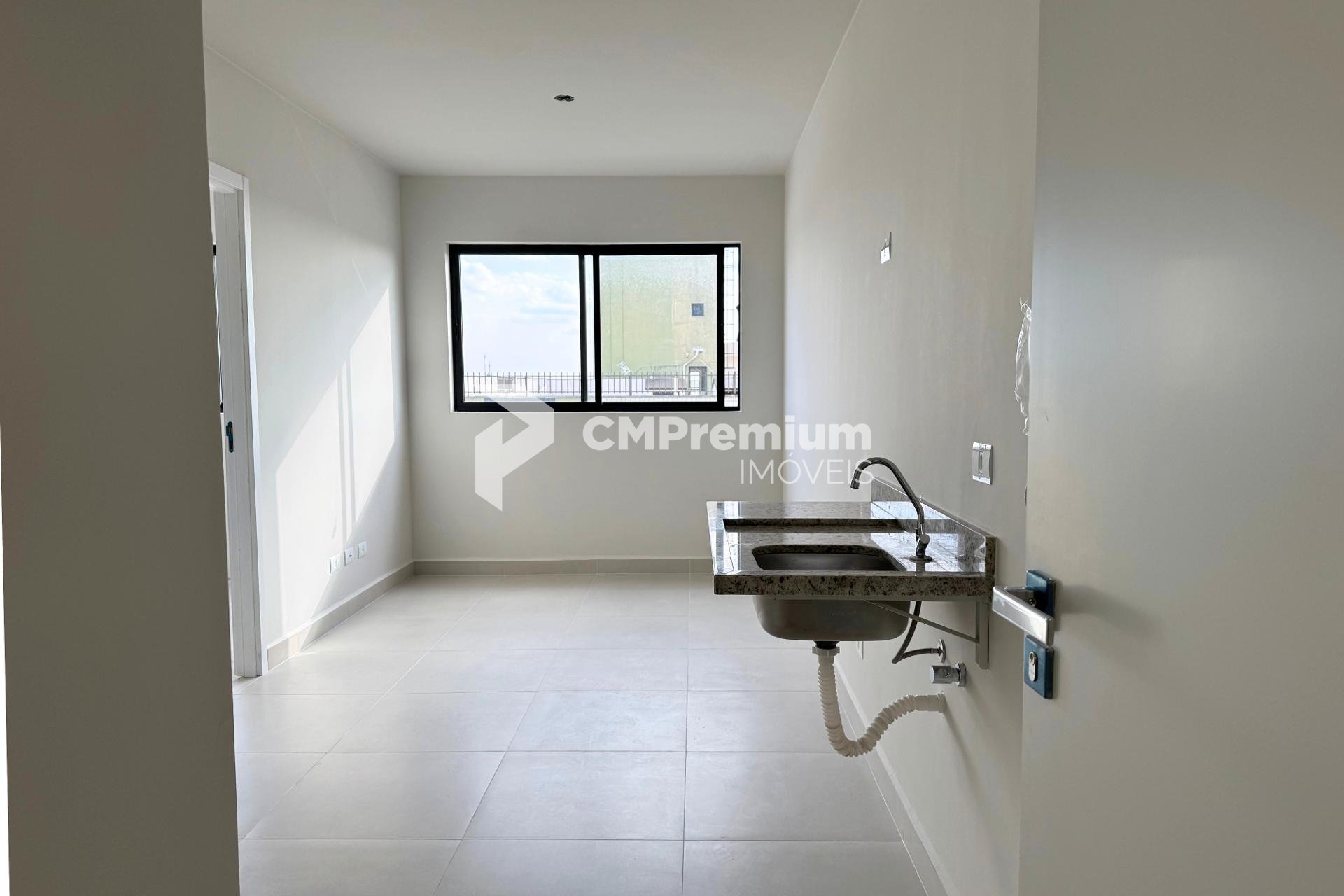 Apartamento PRONTO com 1 Quarto à venda no Portão em Curitiba