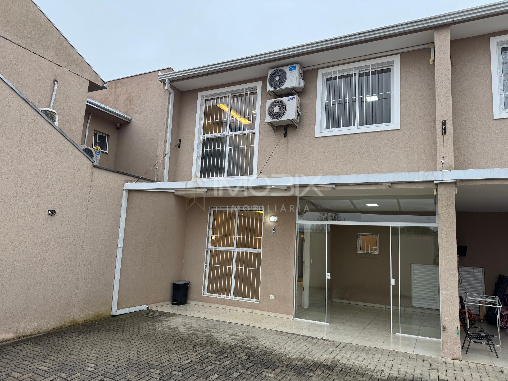 Sobrado em condomínio no Pilarzinho, Curitiba, 3 quartos e esp...