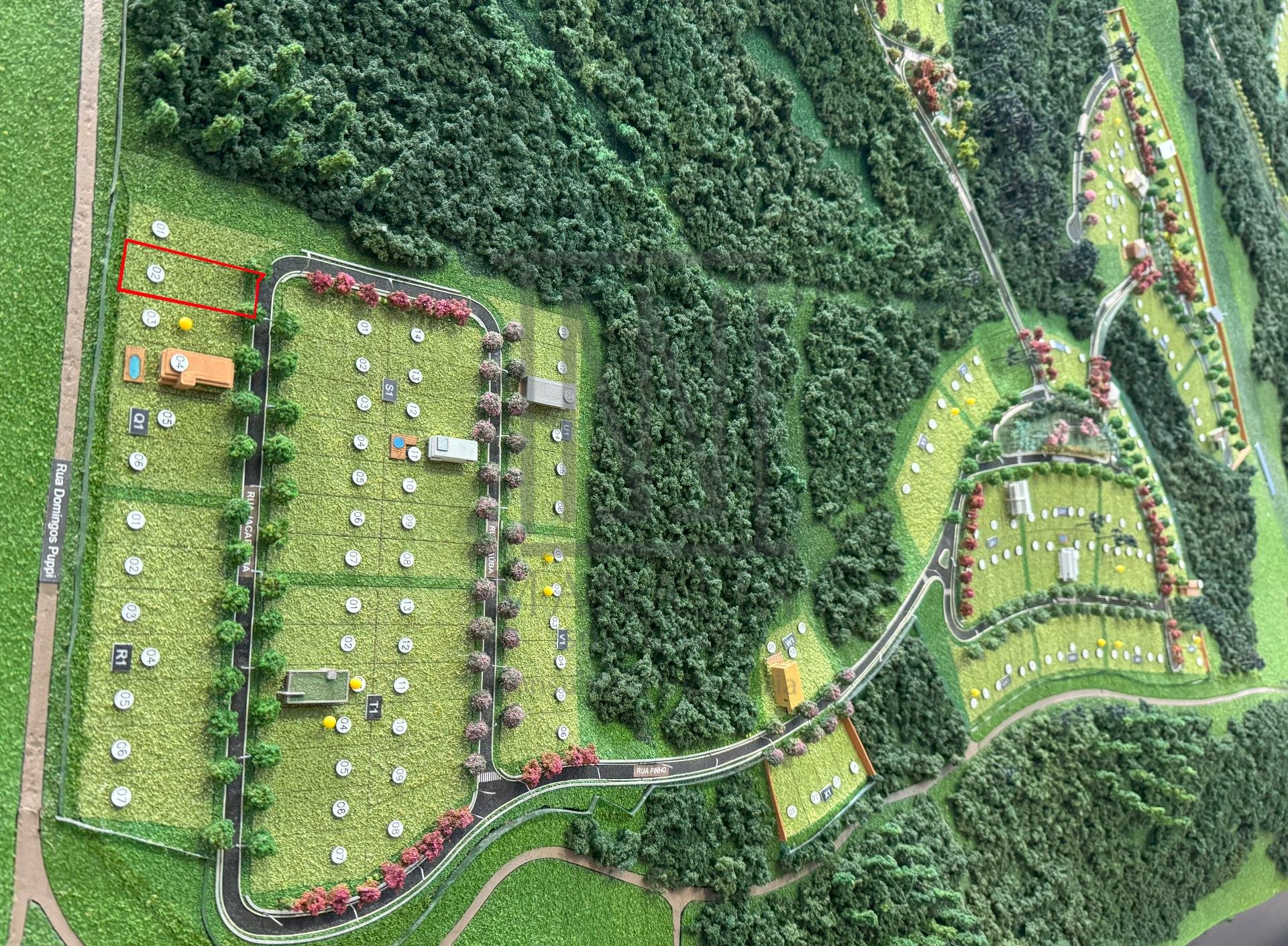 TERRENO à venda com 776m  no Alphaville Paraná em Campo Largo