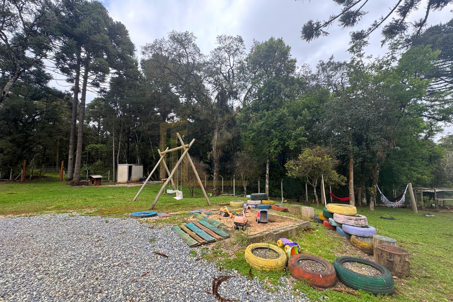 Chácara formada e com benfeitorias à venda em CAMPO MAGRO - PR...