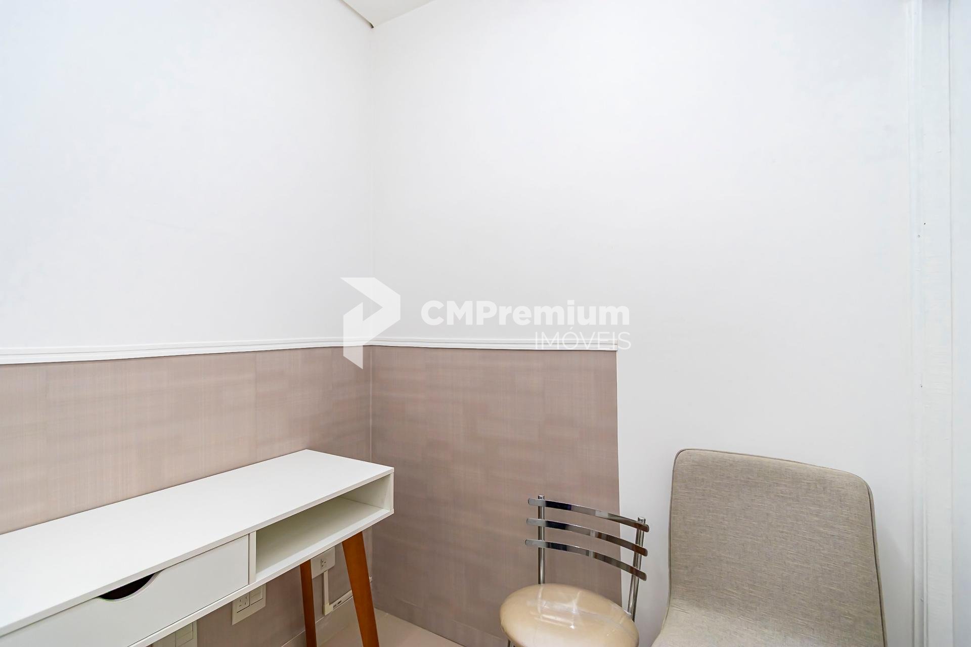 Sala comercial à venda no Batel  ao lado da Praça do Japão - ...