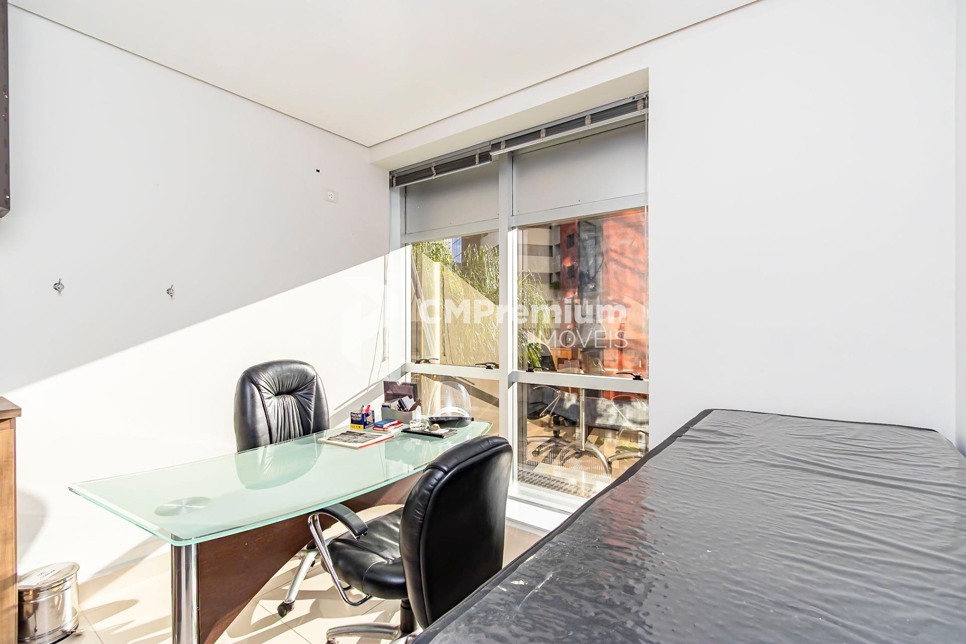 Sala comercial à venda no Batel  ao lado da Praça do Japão - ...