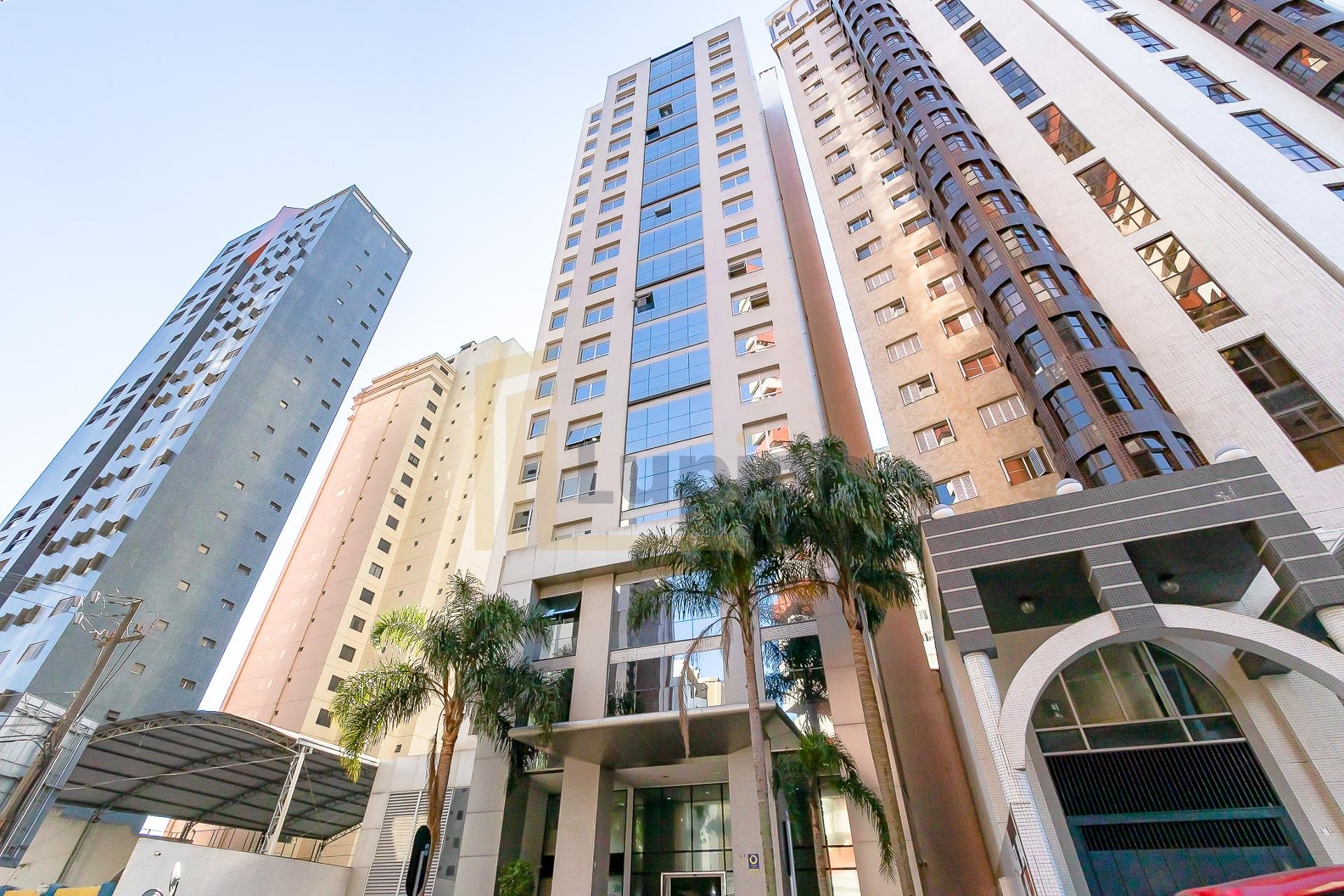 Sala comercial à venda no Batel  ao lado da Praça do Japão - ...