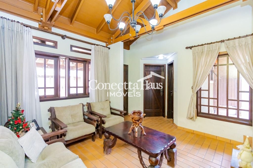 Casa com 5 quartos à venda, 311 m  - Boa Vista - Curitiba PR