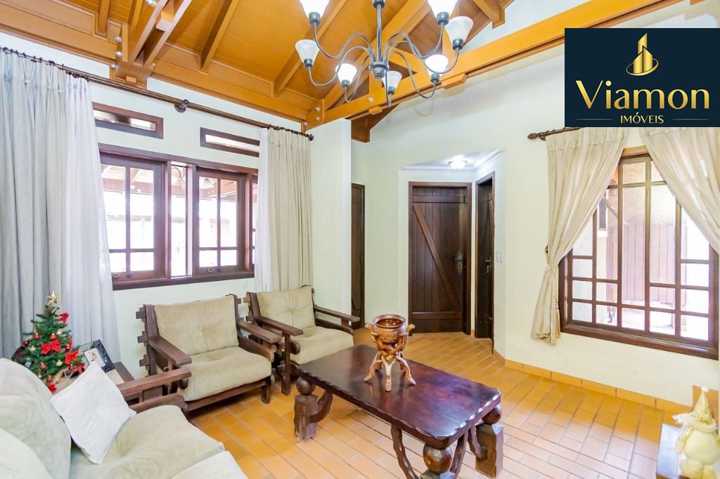 Casa com 5 quartos à venda, 311 m  - Boa Vista - Curitiba PR