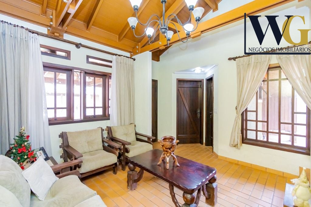Casa com 5 quartos à venda, 311 m  - Boa Vista - Curitiba PR