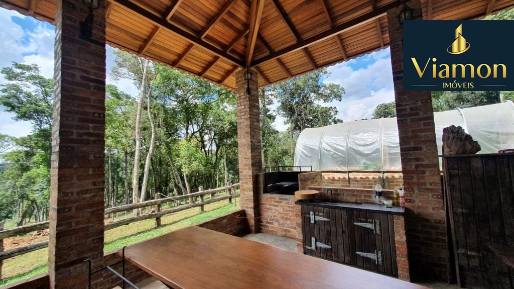 Haras à venda com 70.000 m  e casa construída em Lapa PR