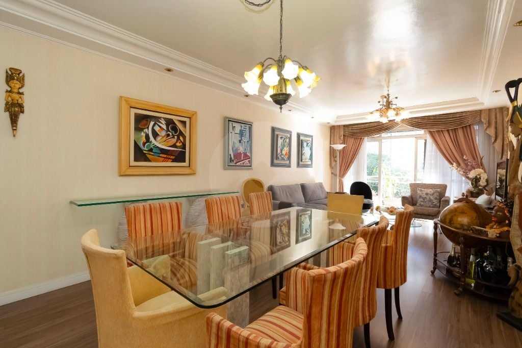 Apartamento com 3 suítes à venda no Água Verde - Curitiba PR