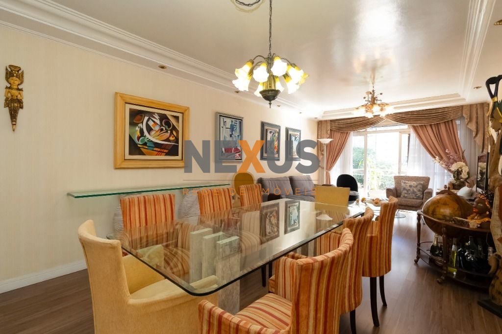 Apartamento com 3 suítes à venda no Água Verde - Curitiba PR