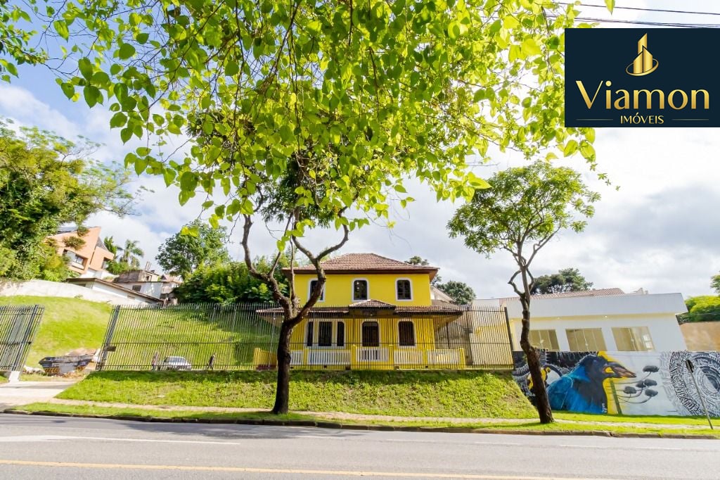 Casa para locação, com 1.390 m , Barigui, CURITIBA - PR
