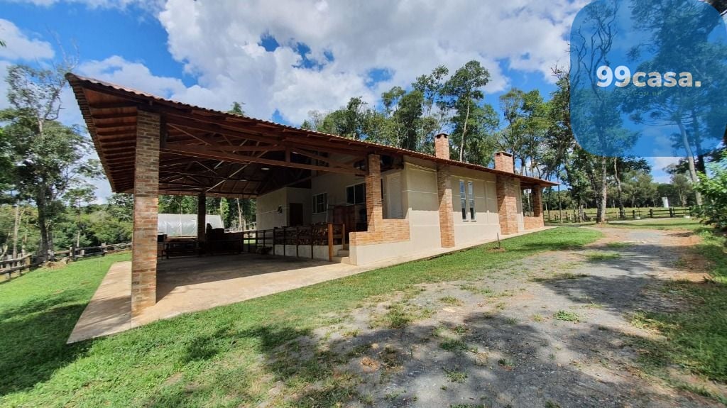 Haras à venda com 70.000 m  e casa construída em Lapa PR