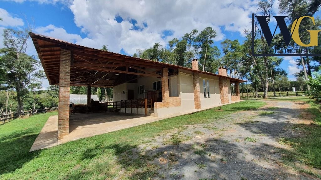 Haras à venda com 70.000 m  e casa construída em Lapa PR